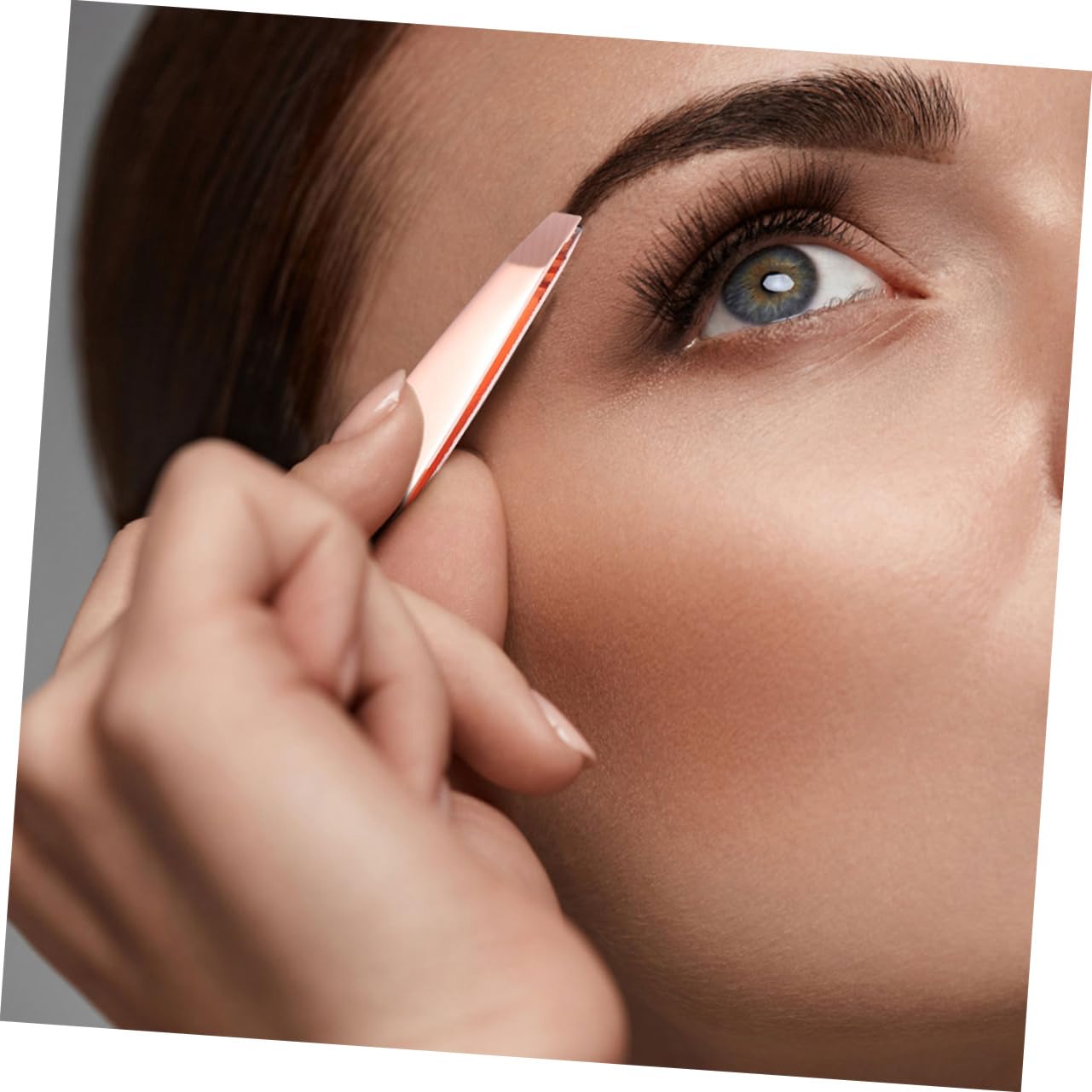 Rose Gold Precision Eyebrow Tweezers for Women - Professional Slant Tip for Eyebrow Shaping, Facial Hair Removal & Eyelash Extensions - Perfect for Home Salon, Travel & Makeup Kit Essentials