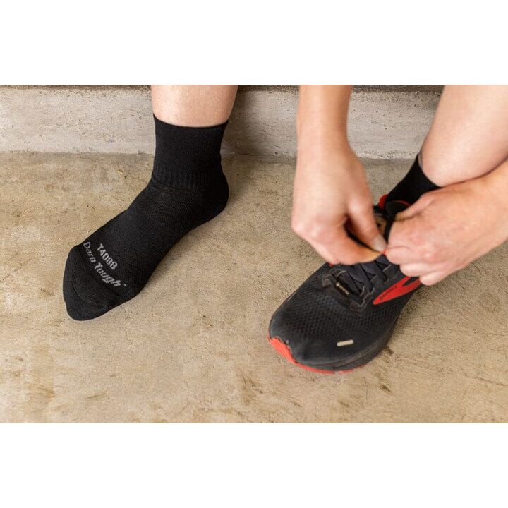 DARN TOUGH Quarter Midweight Tactical Socks with Cushioning - Durable Military-Grade Socks for Hiking, Work & Outdoor Adventures