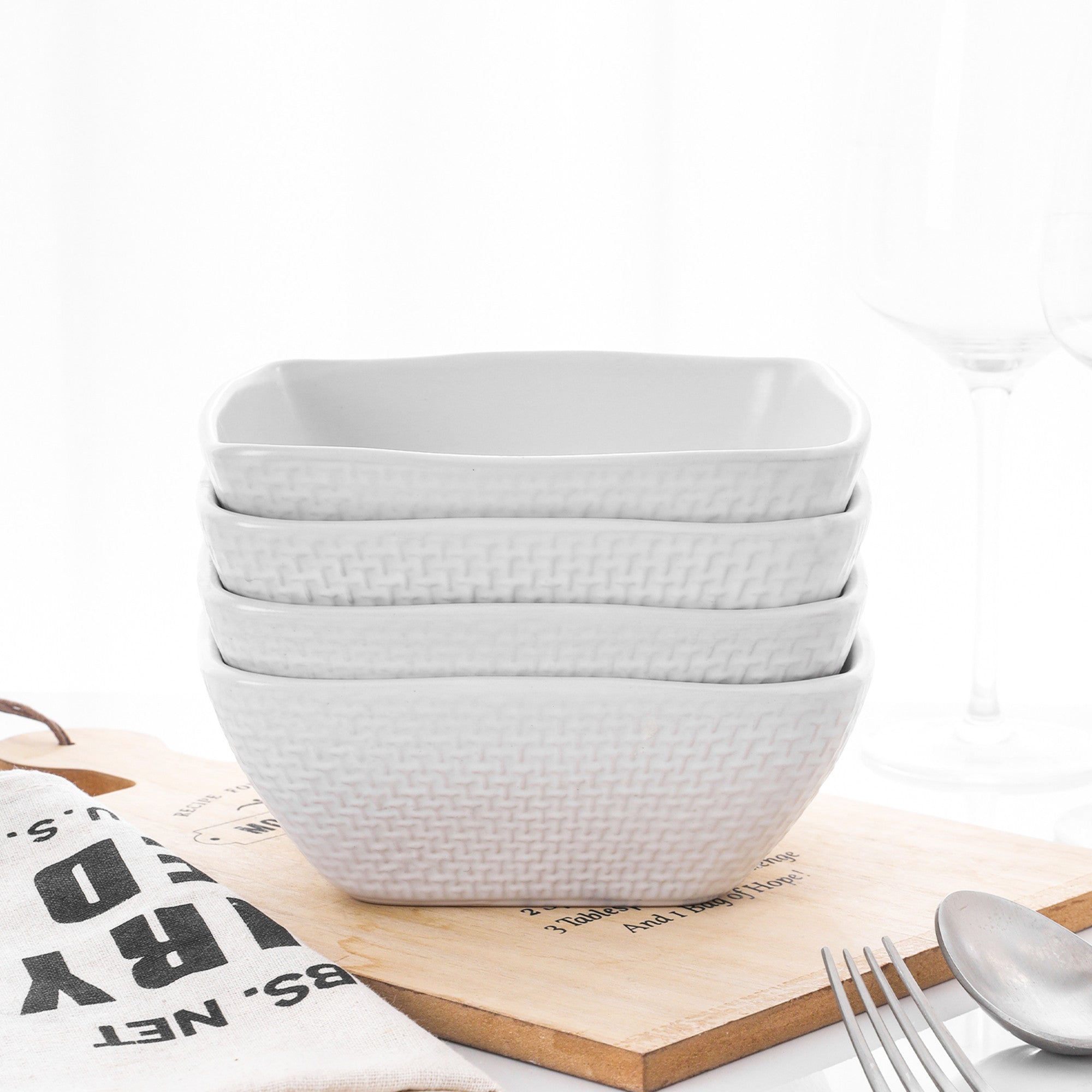 Premium White Olivia Stoneware Bowl - Durable & Stylish Ceramic Serving Dish for Soup, Salad, Pasta - Perfect for Everyday Meals & Entertaining