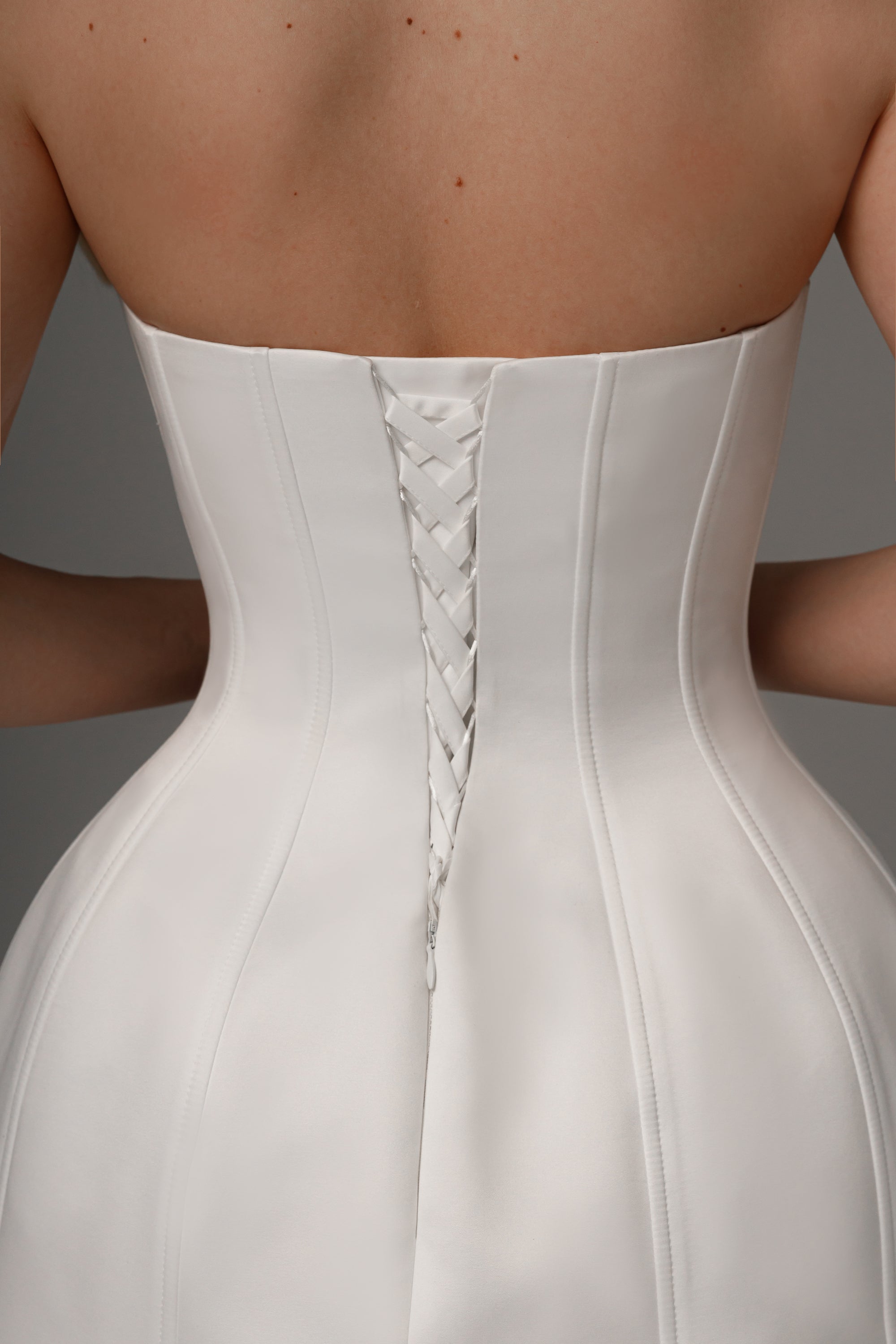 Elegant Satin Wedding Dress for Bride - Steltella Collection | Perfect for Church Ceremonies, Beach Weddings & Formal Receptions