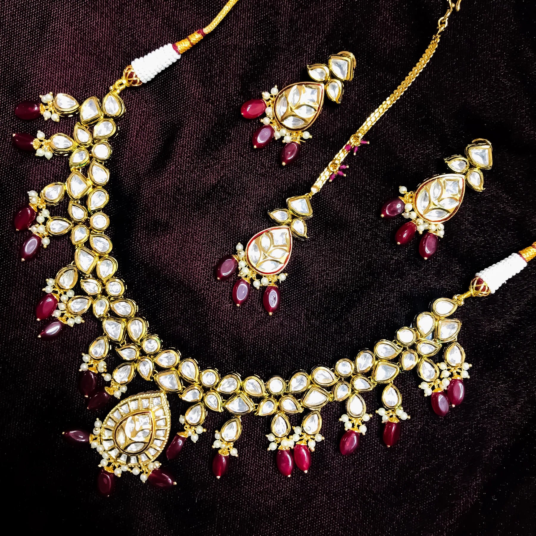 Luxury Gold Plated Royal Kundan Necklace Set with Matching Earrings & Mang Tikka - Indian Bridal Jewelry for Weddings, Parties & Special Occasions