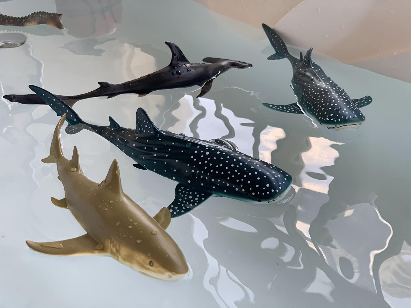 Gemini & Genius Marine Animal World Toy - Realistic Lemon Shark & Great White Shark Action Figures, Soft Rubber Ocean Sea Animals for Kids Role Play, Swimming Pool, Beach & Bath Toys | Educational STEM Learning Toys for Toddlers & Children