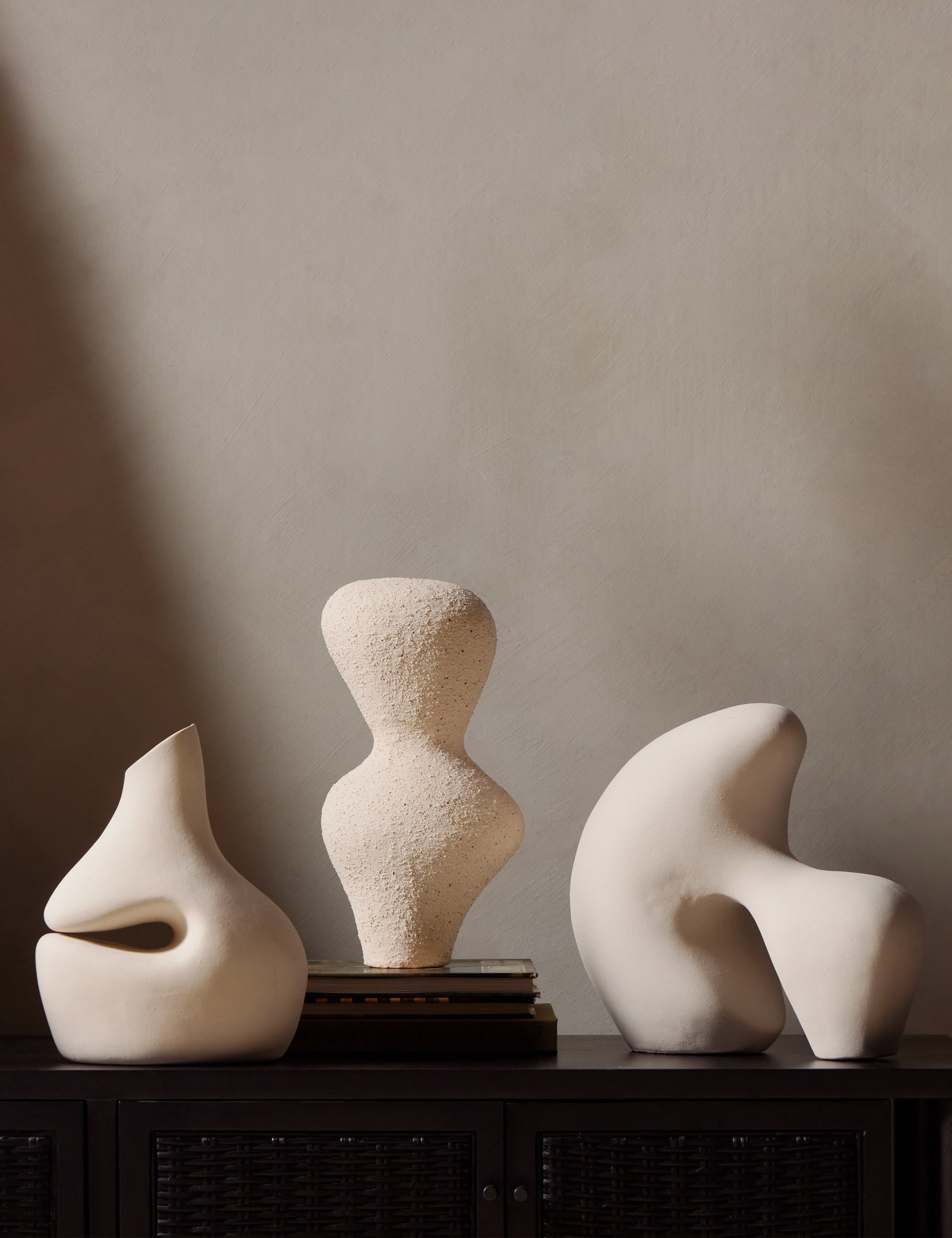 Camari Sculpture - Handcrafted Home Decor Art Piece for Living Room, Office & Gift Ideas | Unique Modern Statue for Interior Design