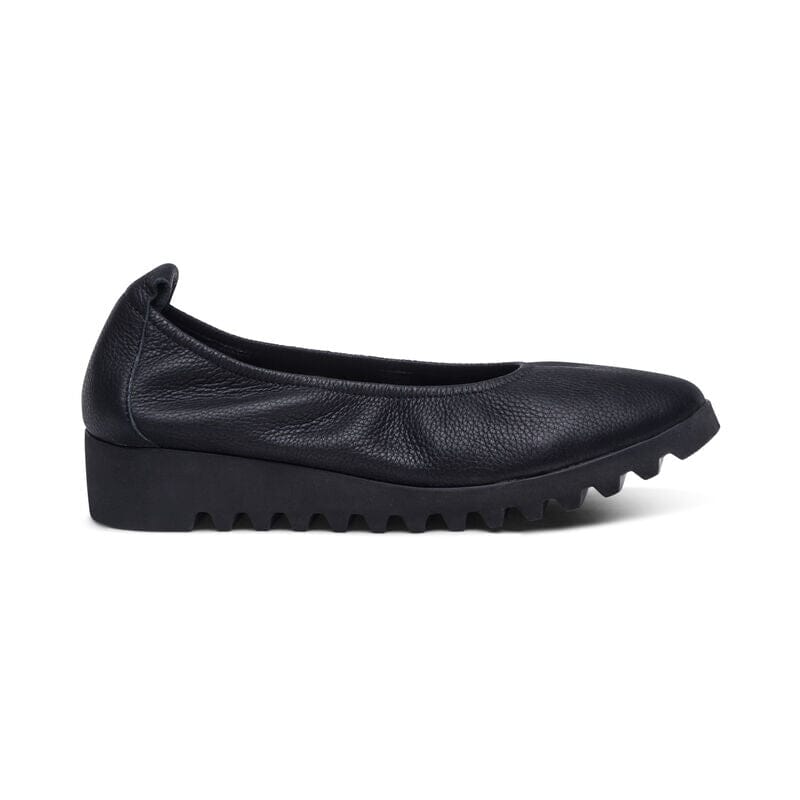 AETREX BRIANNA Women's Comfortable Ballet Flats - Lightweight & Supportive Shoes for Walking, Work, and Casual Wear
