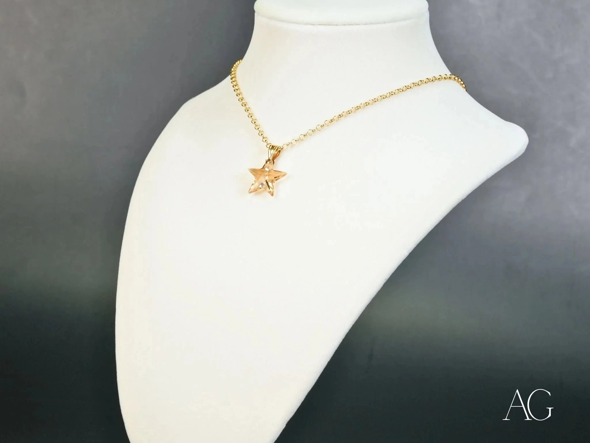 Celestial Smoke Crystal Star Pendant Necklace - Elegant Bohemian Jewelry for Women - Perfect for Yoga, Meditation & Spiritual Healing