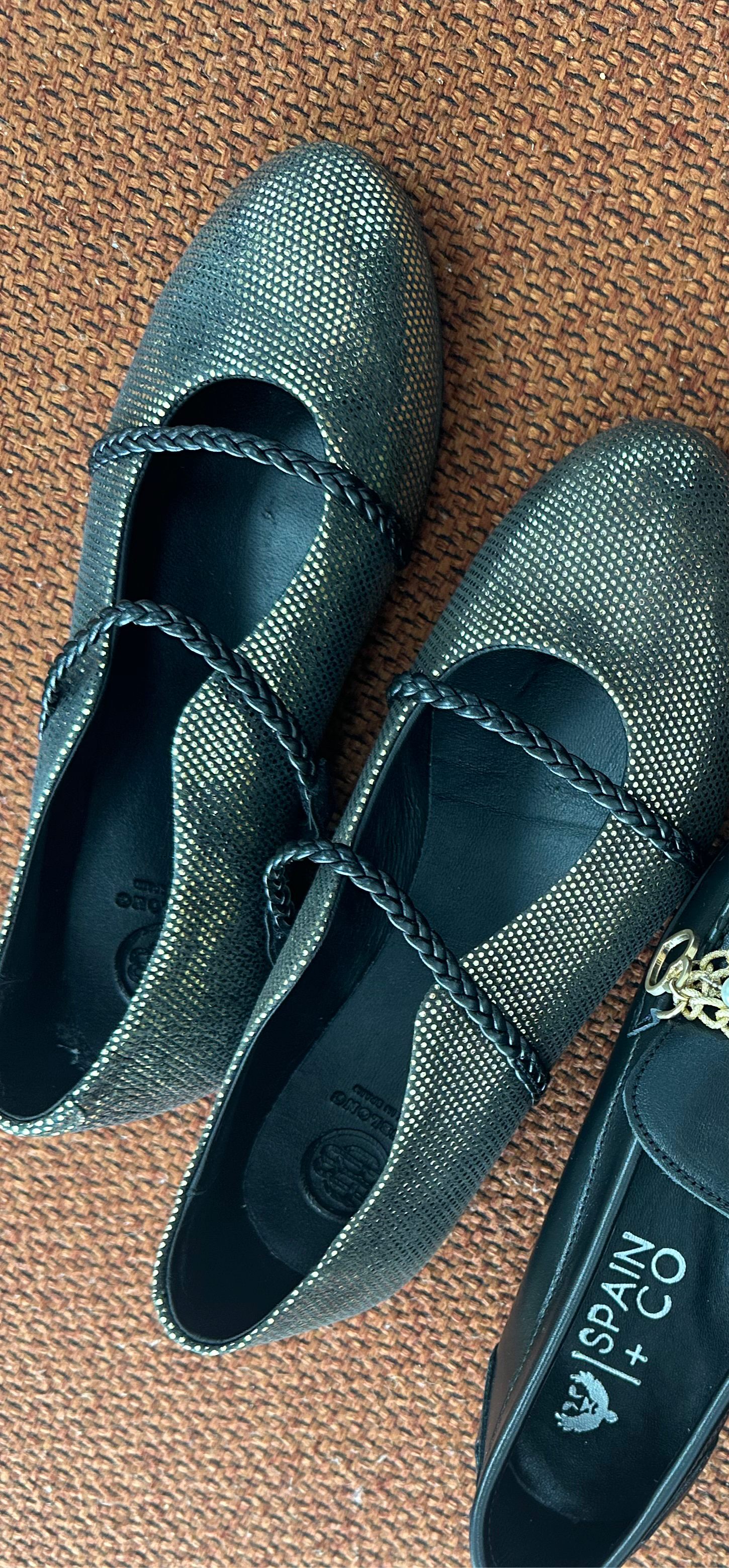 Blublonc Bronze Braided Strap Mary Jane Shoes - Women's Vintage Style Comfortable Flats for Casual Wear & Office Outfits