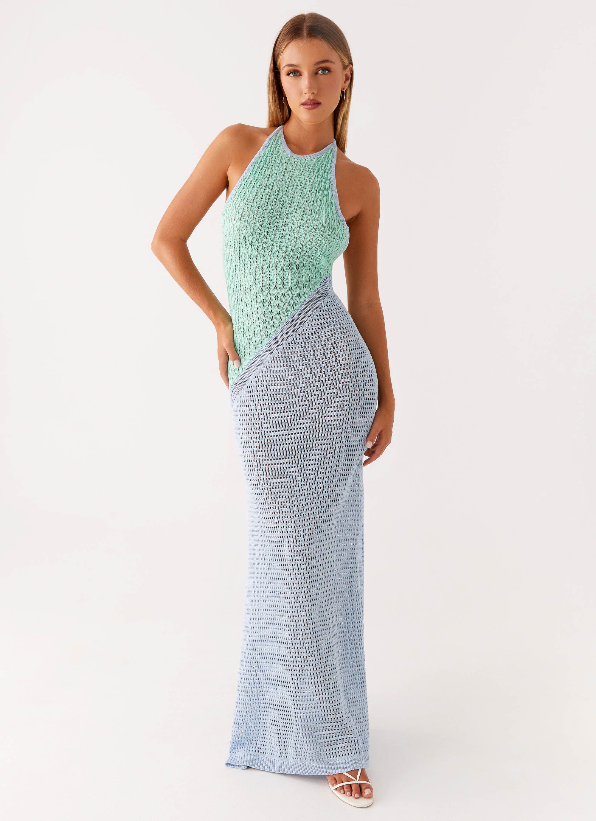 Caspa Crochet Maxi Dress for Women - Boho Floral Summer Beach Dress with Pockets, Lightweight & Flowy - Perfect for Vacations, Weddings, and Outdoor Events