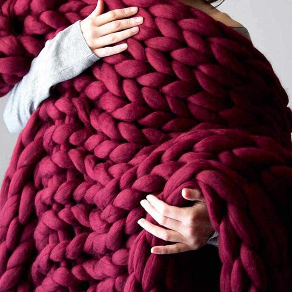 Handmade Chunky Knit Blanket - Extra Soft Large Braided Weighted Throw (100x120cm) for Bed, Sofa & Chair - Perfect for Cozy Nights, Winter Warmth & Home Decor - Black