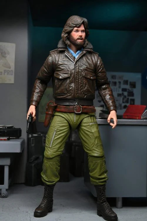 NECA The Thing Ultimate MacReady V2 Action Figure - Station Survival Edition - Collectible Horror Movie Toy for Fans & Display