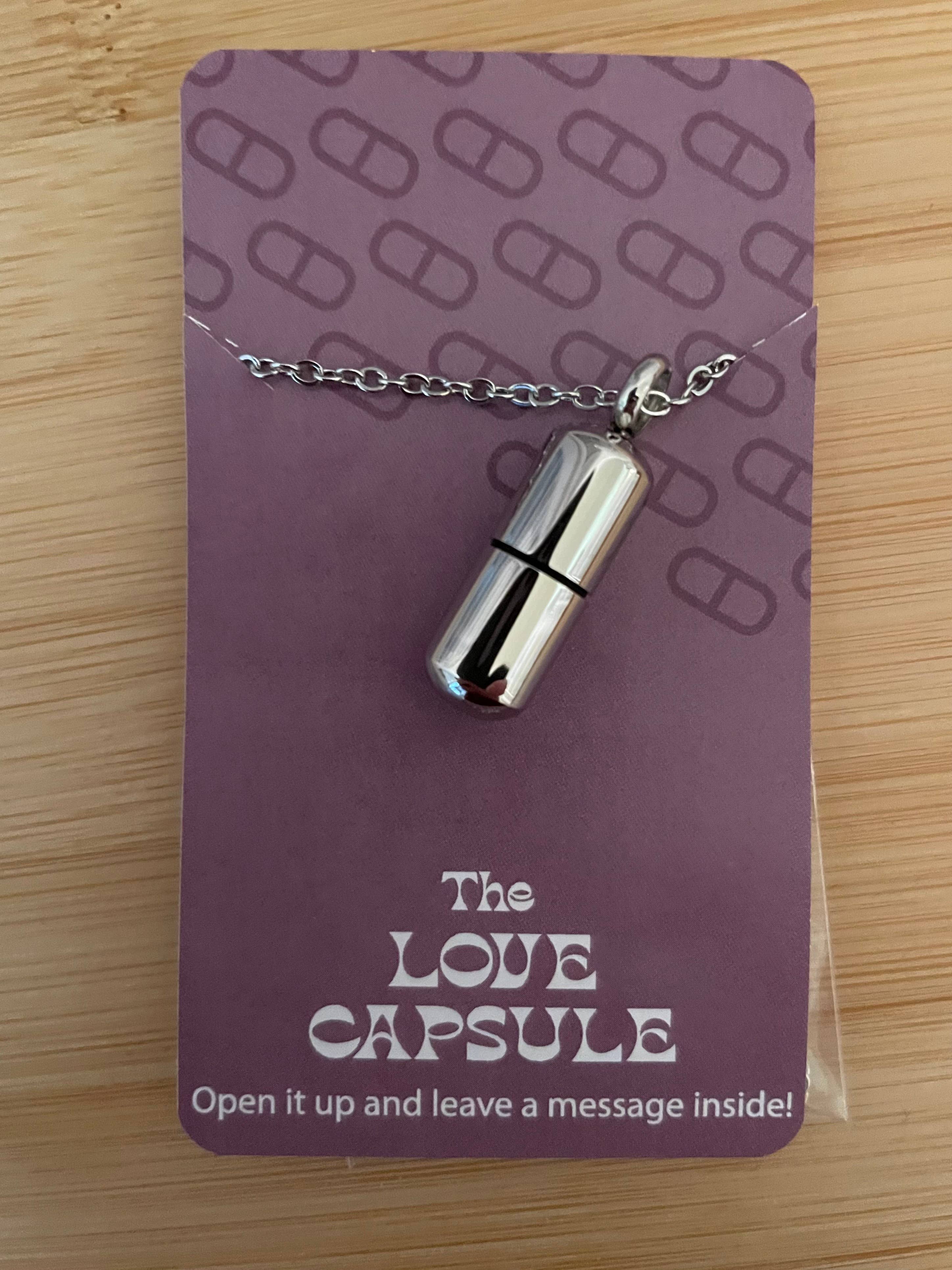 Love Capsule Necklace - Personalized Keepsake Jewelry for Couples, Best Romantic Gift for Anniversary, Valentine's Day & Special Occasions | Perfect for Date Nights, Proposals & Meaningful Moments