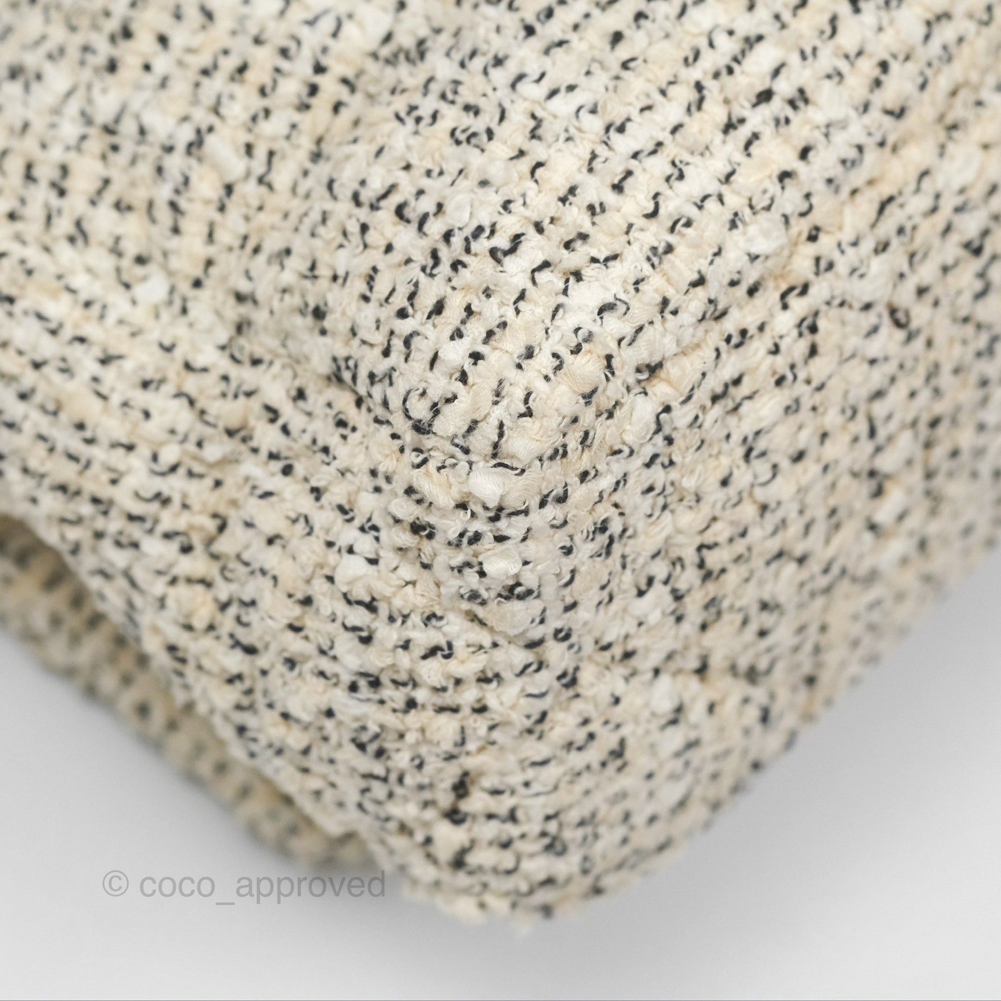 Chanel 19 Small Tweed Handbag in Oreo Cream with Mixed Hardware - Perfect for Work, Travel & Luxury Fashion Accessories
