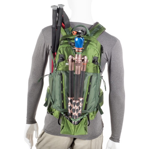 MindShift 18L Outdoor Backpack - Lightweight Hiking Daypack for Men & Women, Water-Resistant Woodland Green Backpack for Travel, Camping & Photography Gear - Perfect for Day Hikes, Commuting & Adventure Travel