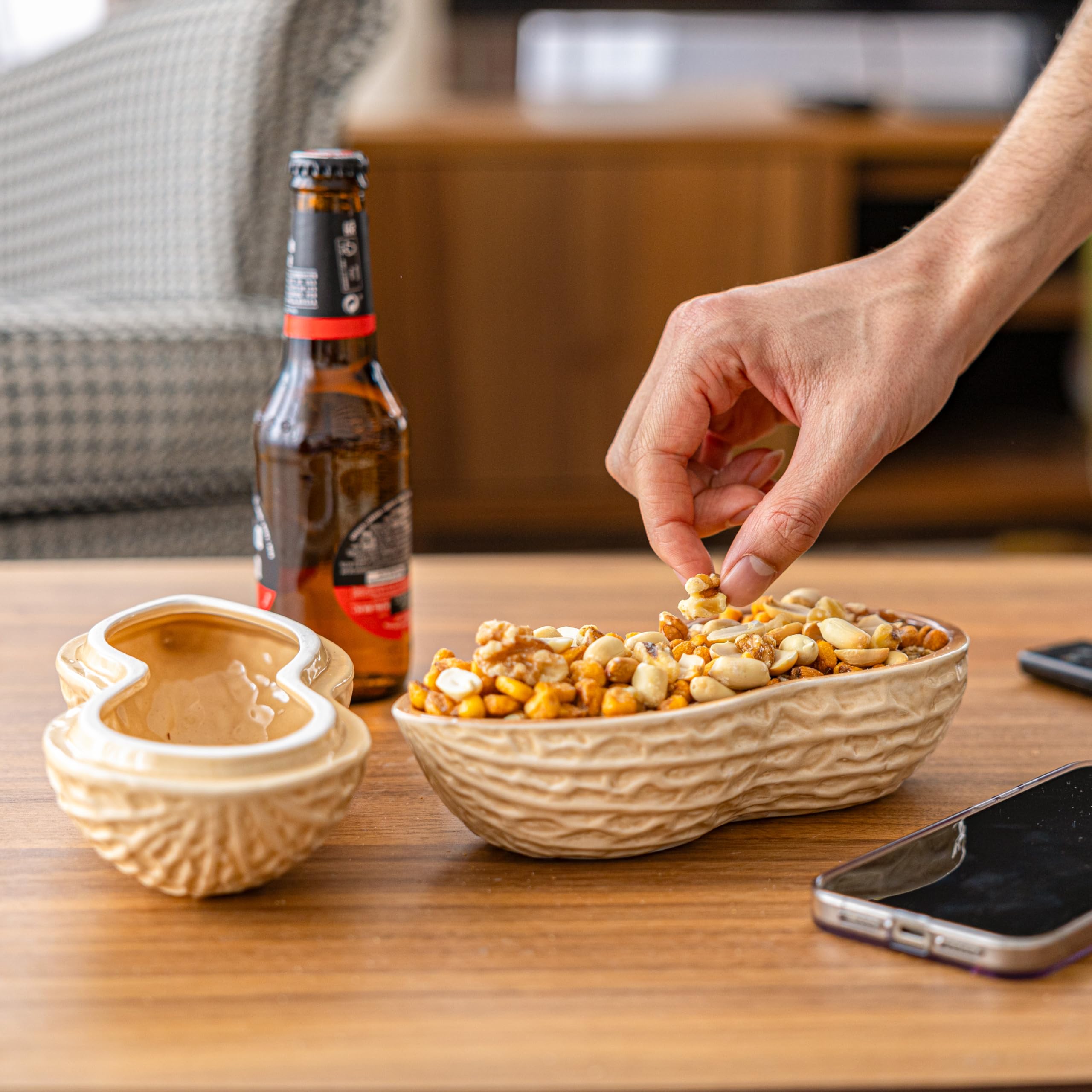 Peanut-Shaped Snack Bowl - 20 x 12 cm Brown Nut Serving Dish | Unique Snack Container for Parties, Movie Nights & Home Decor