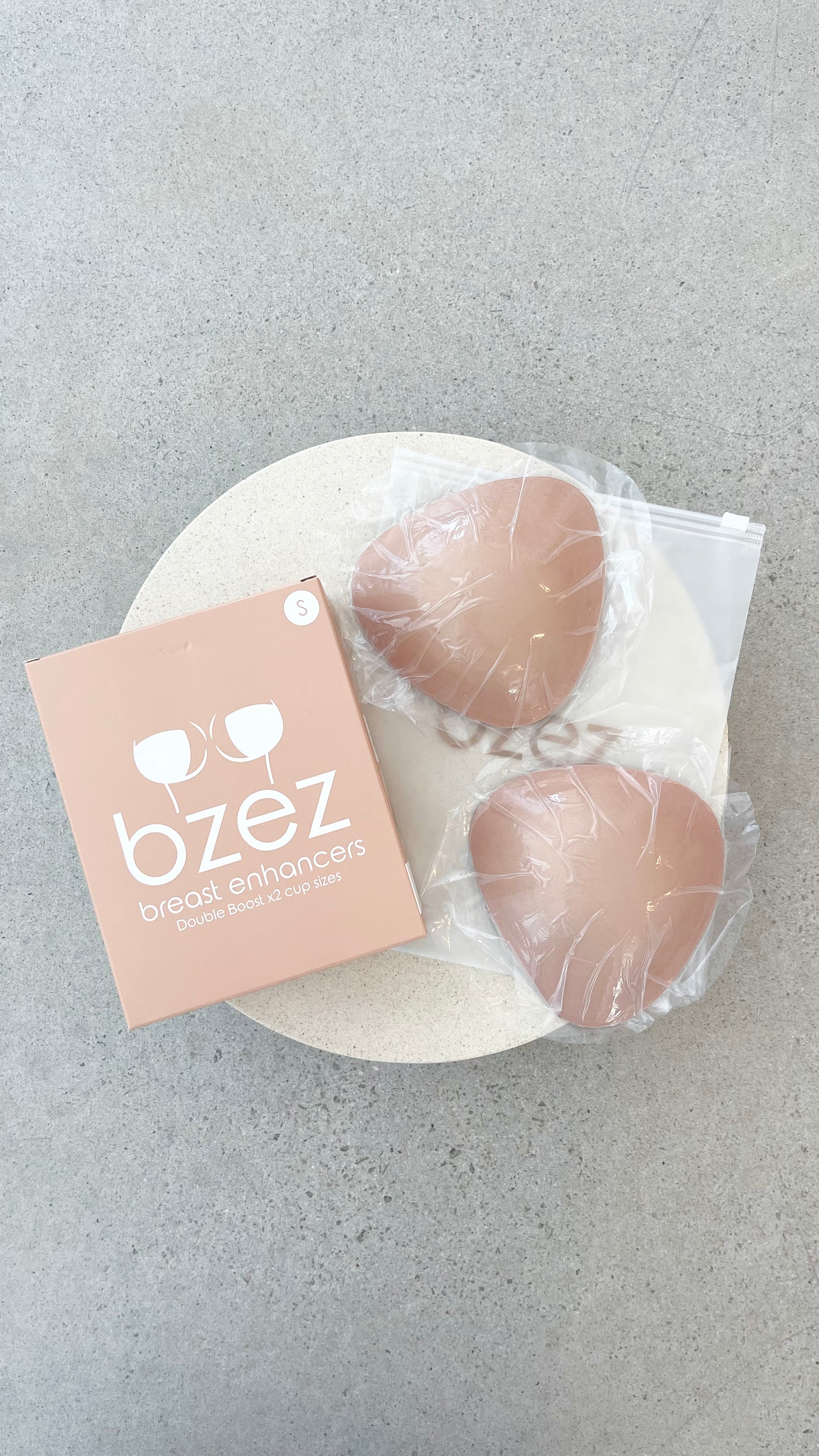 BZEZ Silicone Breast Enhancer Inserts - Push Up & Double Boost - Natural Look - Perfect for Dresses, Swimsuits & Special Occasions