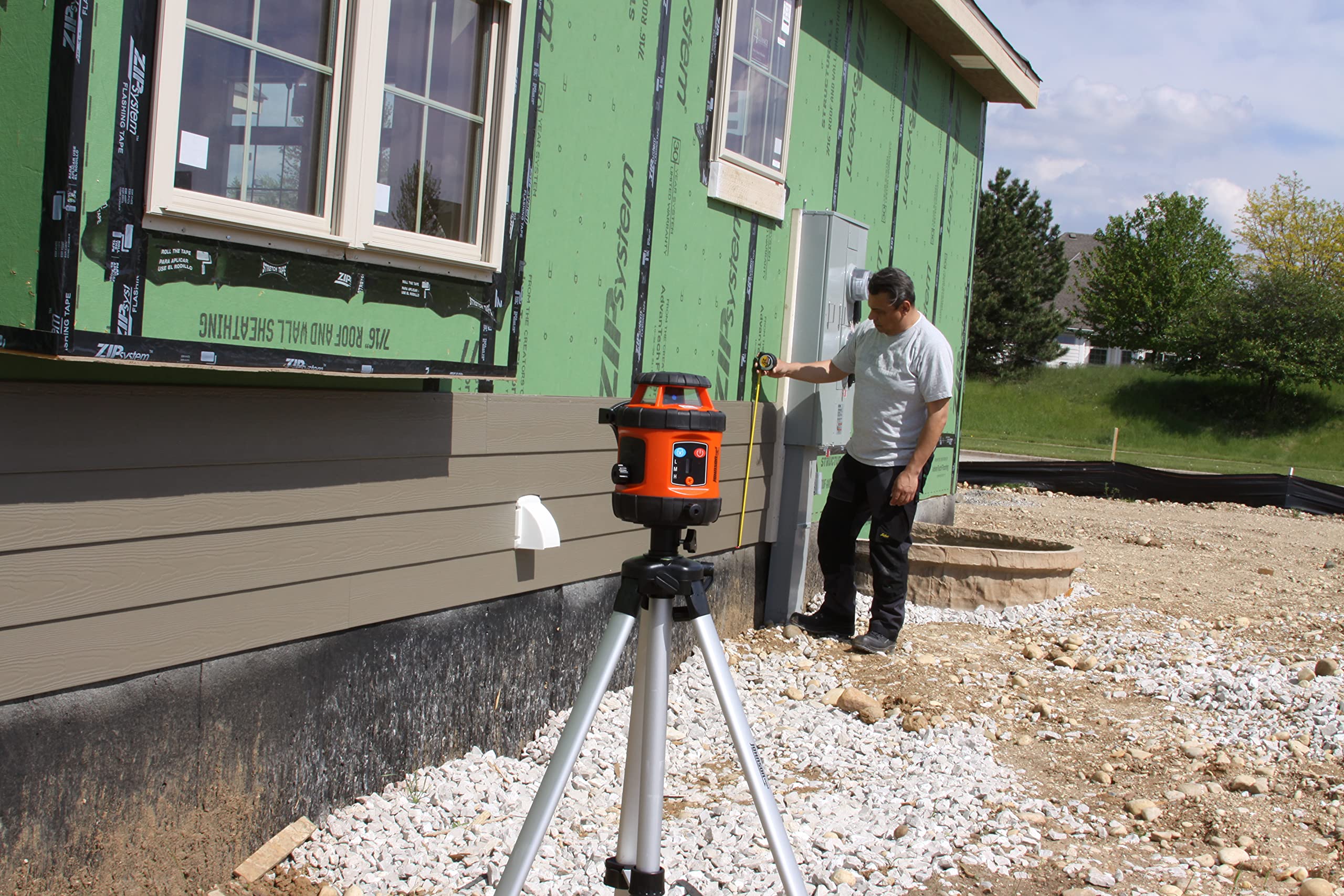 Johnson Level & Tool 40-6515 Self-Leveling Rotary Laser Level Kit - Red Beam, 1/4 Inch Accuracy, 360° Coverage - Perfect for Construction, Landscaping & DIY Home Projects