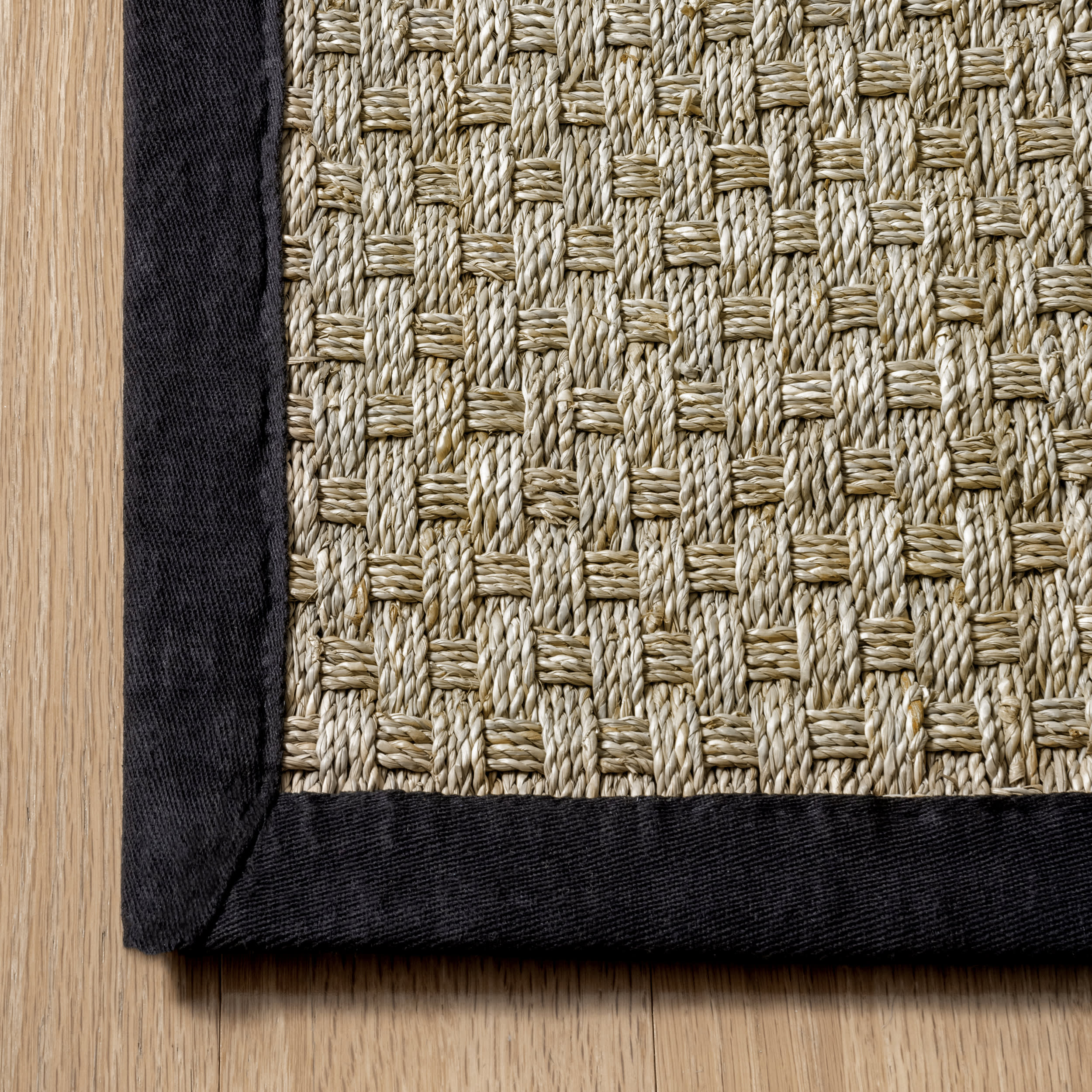 Checker Weave Seagrass Rug - Natural Black Woven Floor Mat for Living Room, Bedroom & Boho Home Decor