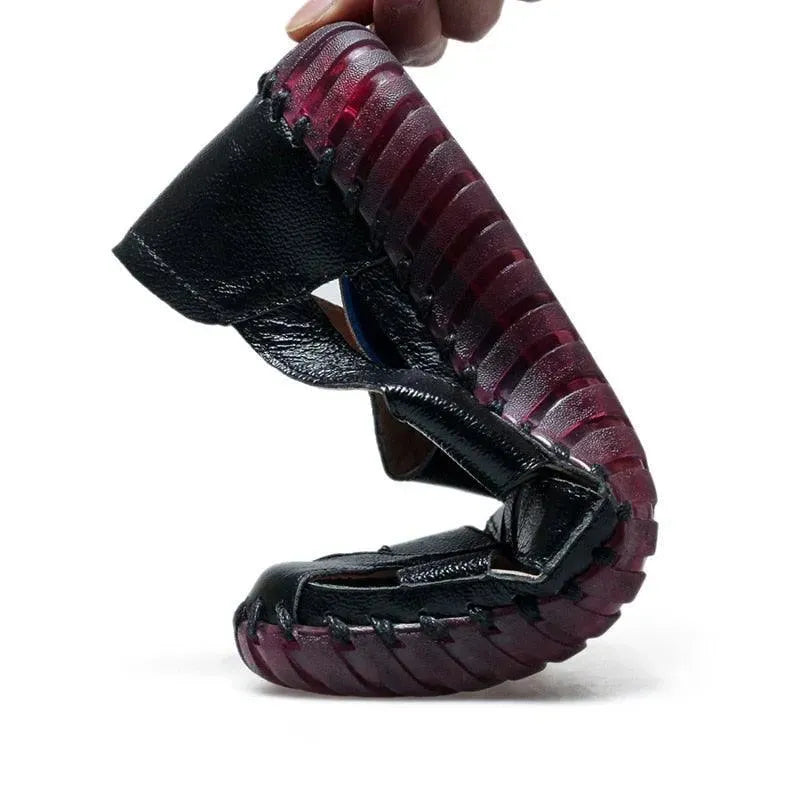 Comfortable Stitched Leather Flat Sandals for Women - Perfect for Summer, Beach, and Casual Outings