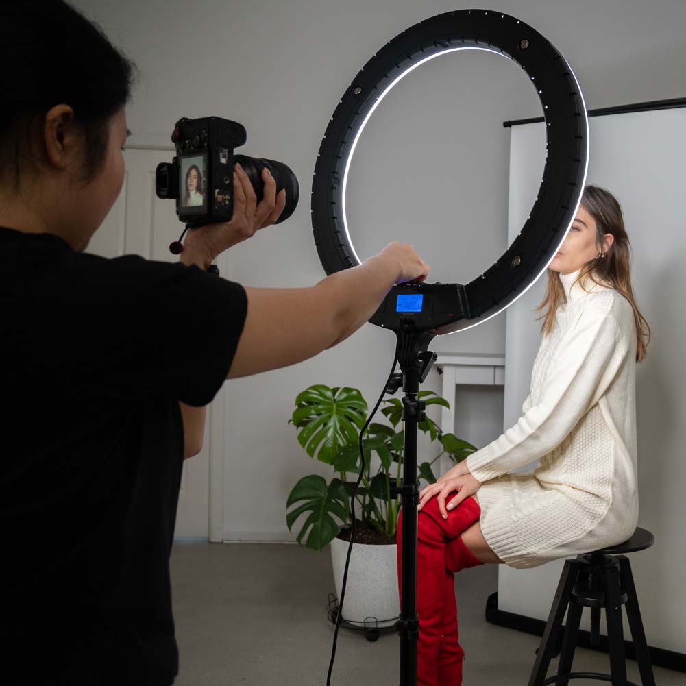 22 LED Portable Ring Light with Stand - Platinum Pro II for Photography, Makeup, YouTube Videos & Live Streaming (Demo Stock 2)