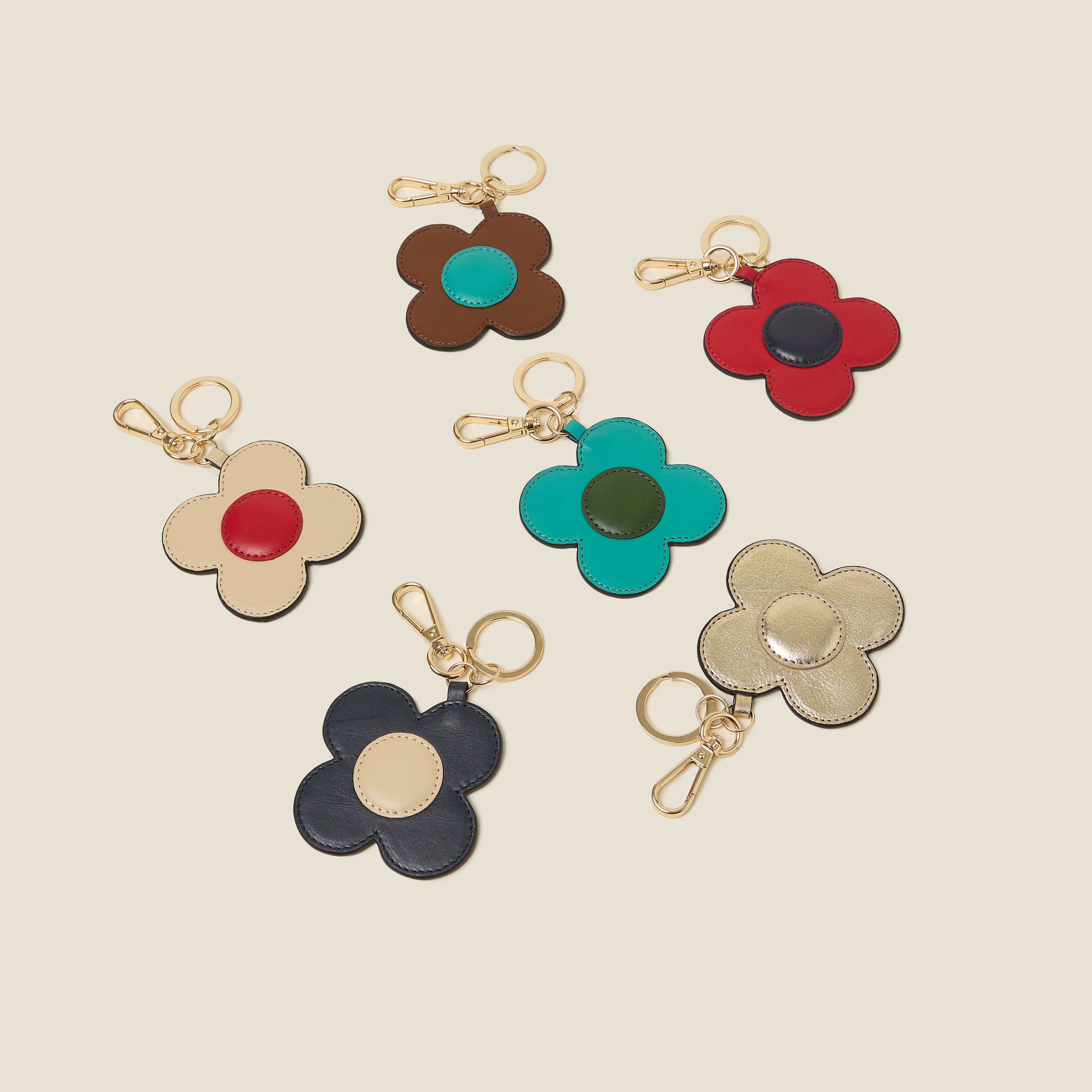 Spot Flower Key Ring - Stylish and Durable Keychain for Women & Men - Perfect for Home, Office, and Travel Accessories