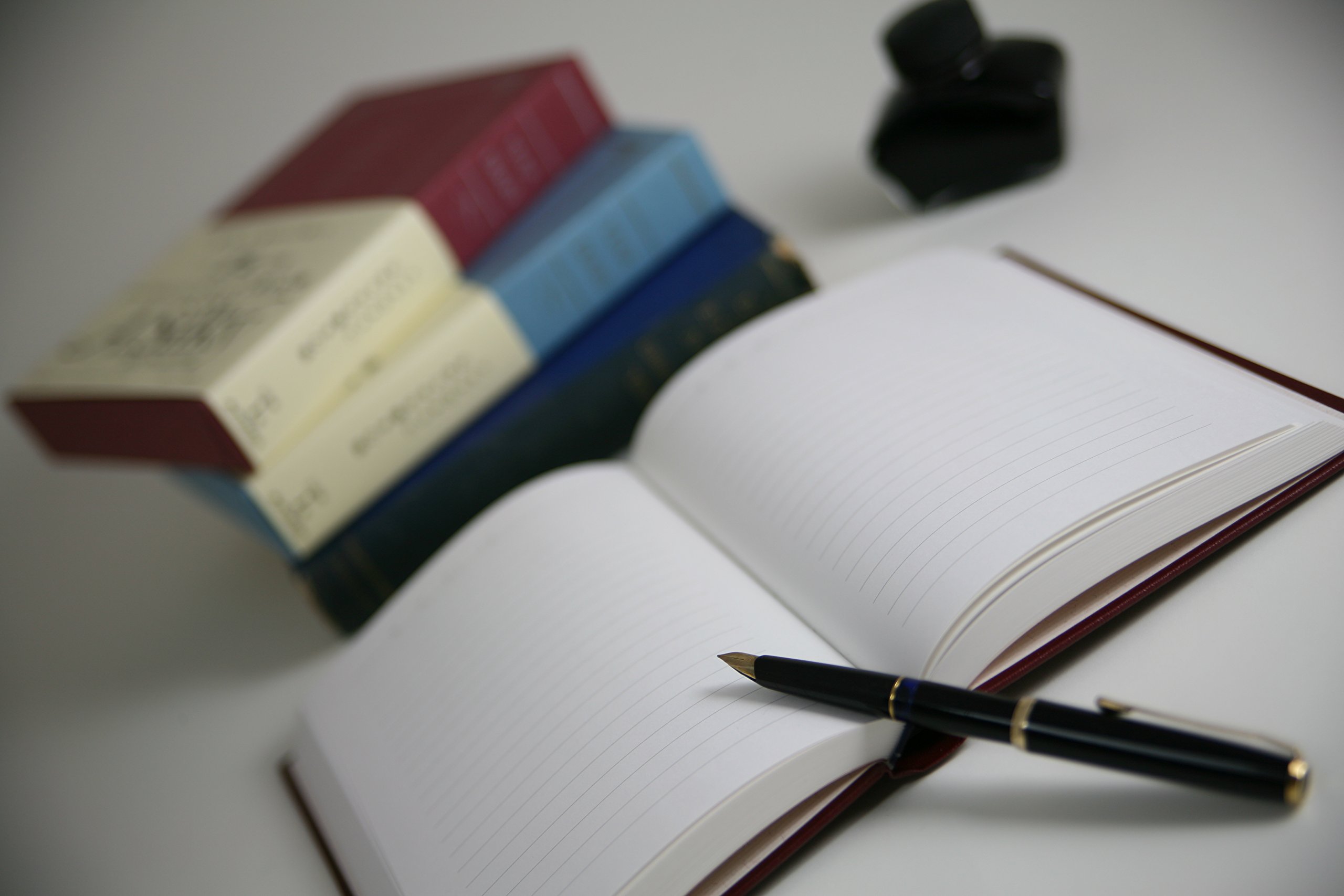Apika D411-RD B6 Size Red Diary with 1-Year Free Date Display - Perfect for Journaling, Planning & Note-Taking in School, Office or Personal Use