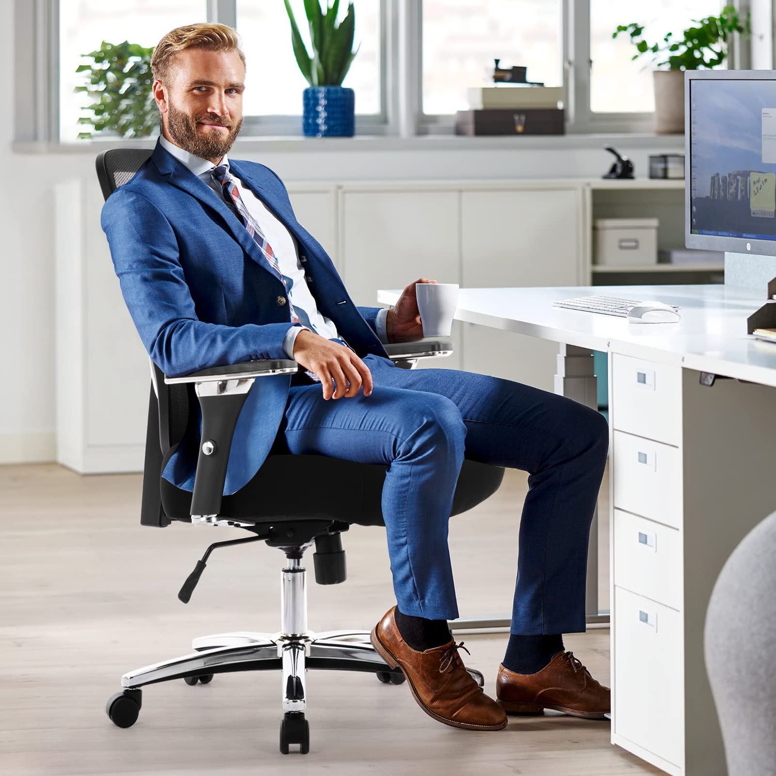 COLAMY Heavy Duty Office Chair 500lbs Capacity - Big & Tall Ergonomic Executive Chair with Wide Seat for Heavy People - Black - Perfect for Home Office, Gaming & Computer Workstations