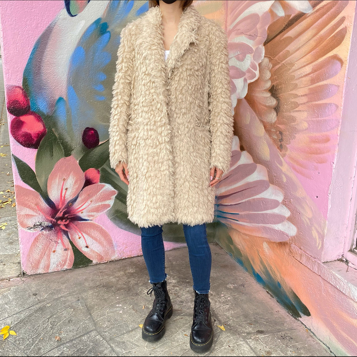 Elizabeth and James Light Beige Iris Boyfriend Teddy Coat - Cozy Oversized Winter Jacket for Women | Perfect for Casual Outings, Date Nights & Cold Weather Fashion