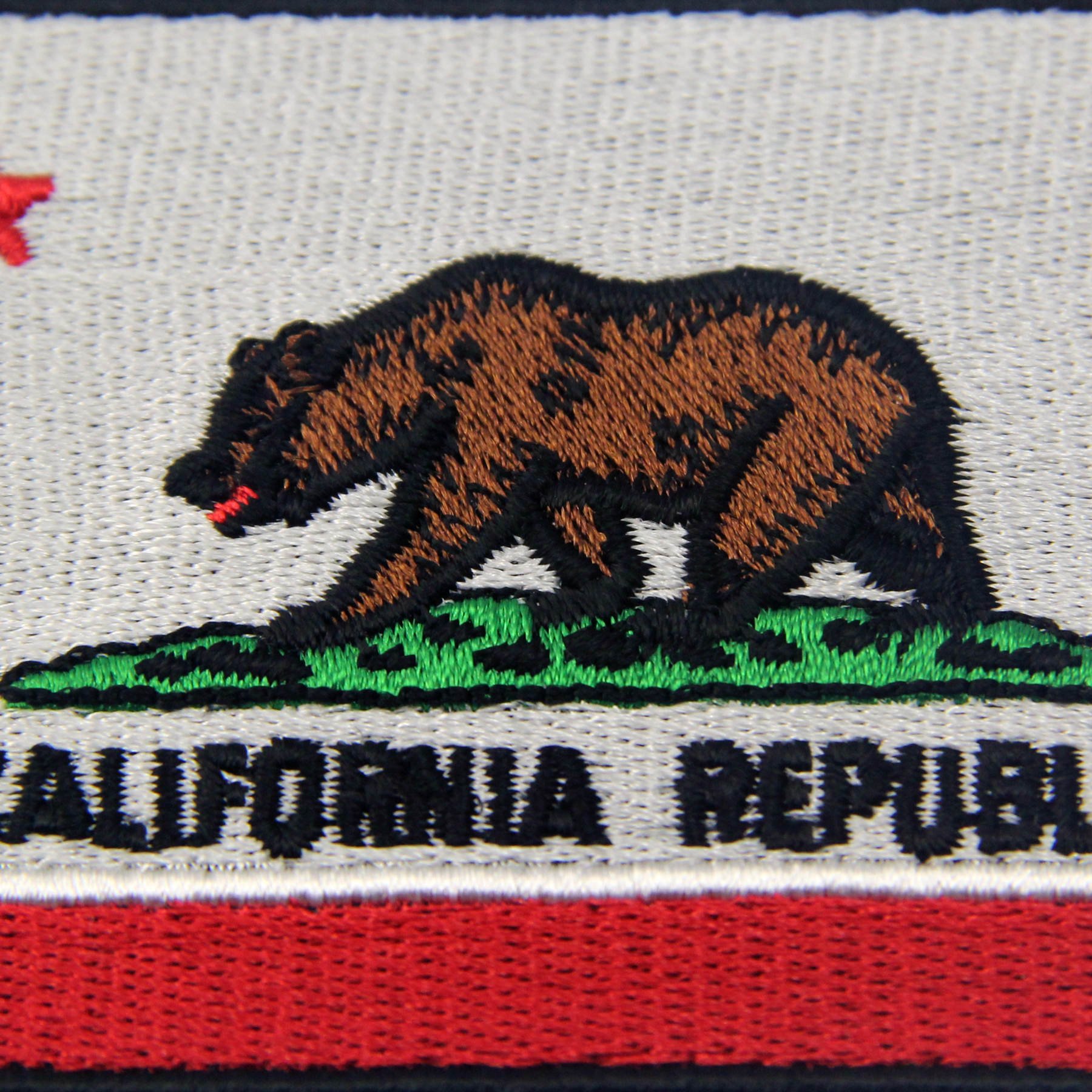 California State Flag Patch - Embroidered Iron On & Sew On CA Emblem for Jackets, Hats, Bags & DIY Crafts