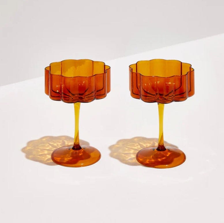Amber Two Wave Coupe Glasses - Elegant Vintage Cocktail Glasses for Champagne, Wine & Desserts - Perfect for Weddings, Parties & Home Bar Decor