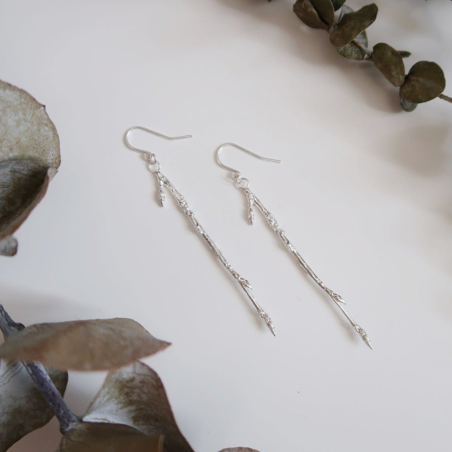 Dangling Branch Earrings for Women - Elegant Leaf Drop Earrings, Gold & Silver Boho Chic Jewelry - Perfect for Parties, Weddings & Everyday Wear