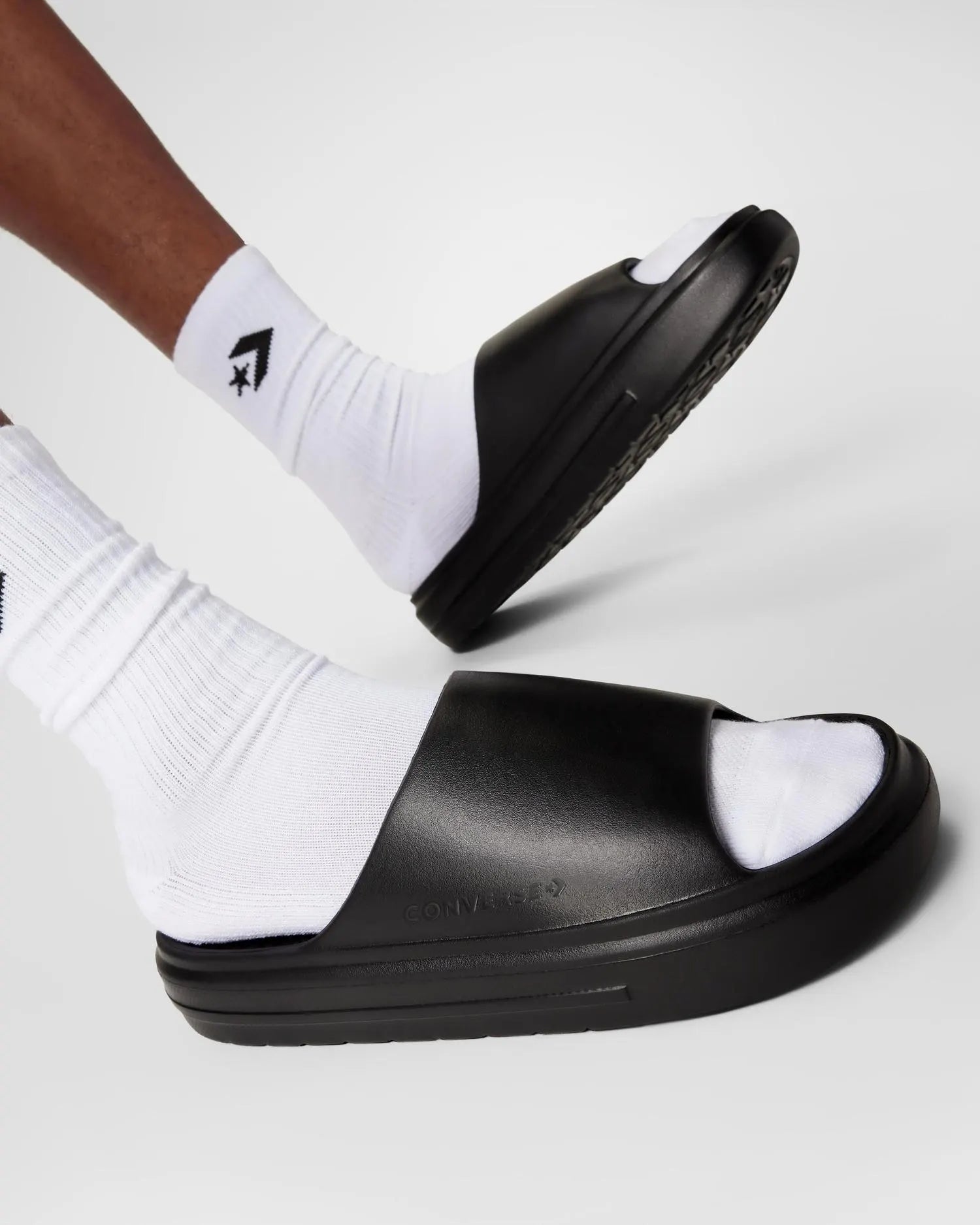 Converse Unisex Essential Black Slide Sandals - Comfortable & Stylish for Men and Women - Perfect for Beach, Pool, and Casual Wear