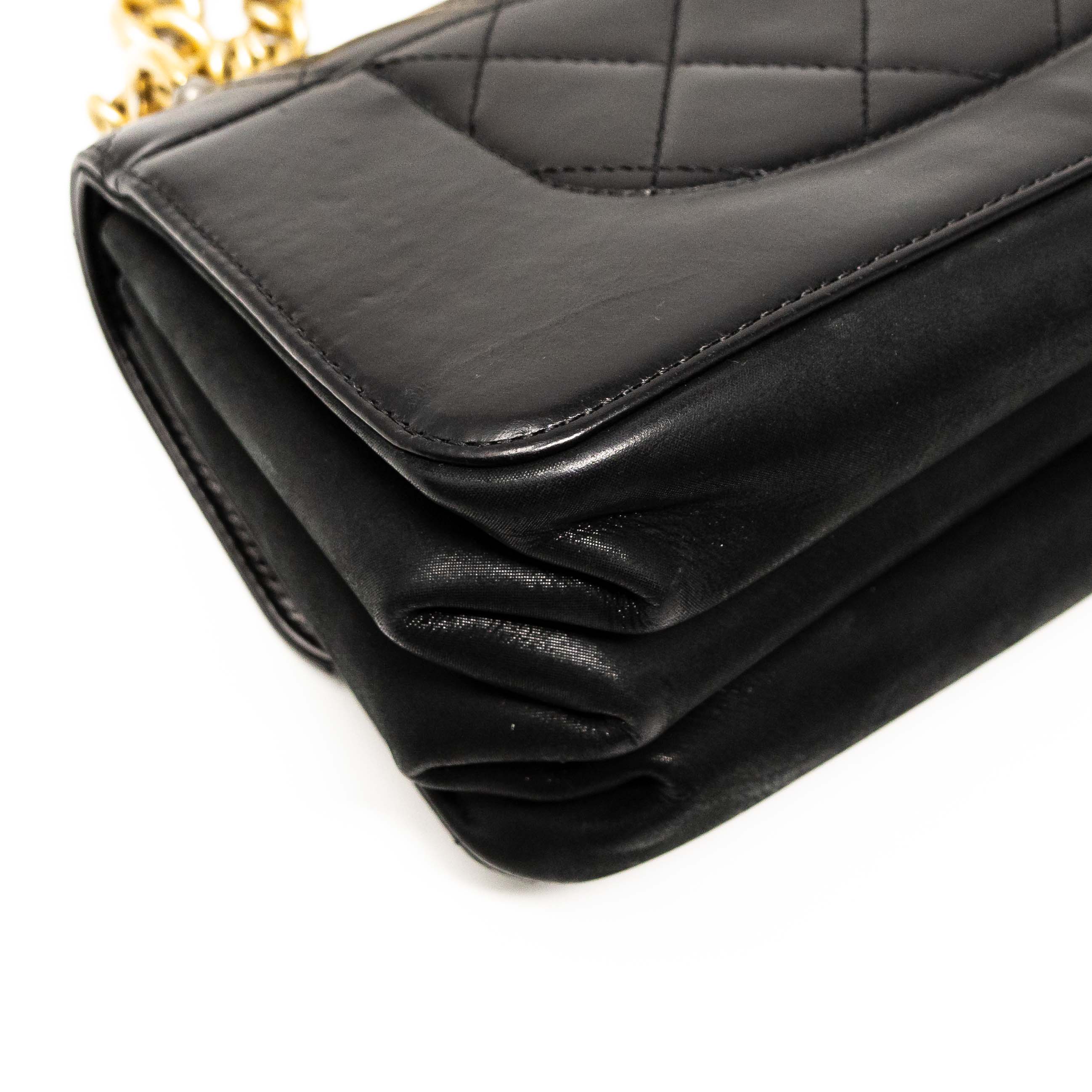 Chanel Black Quilted Leather Classic Flap Bag for Women - Elegant Shoulder Bag for Work, Party & Evening Events