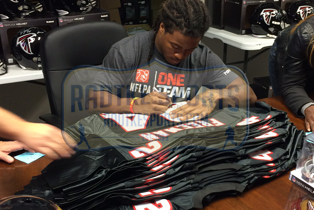 Devonta Freeman Autographed Atlanta Falcons Framed Black Jersey - Limited Edition Collectible for Sports Fans & Memorabilia Enthusiasts - Perfect for Man Cave, Game Room, or Office Decor