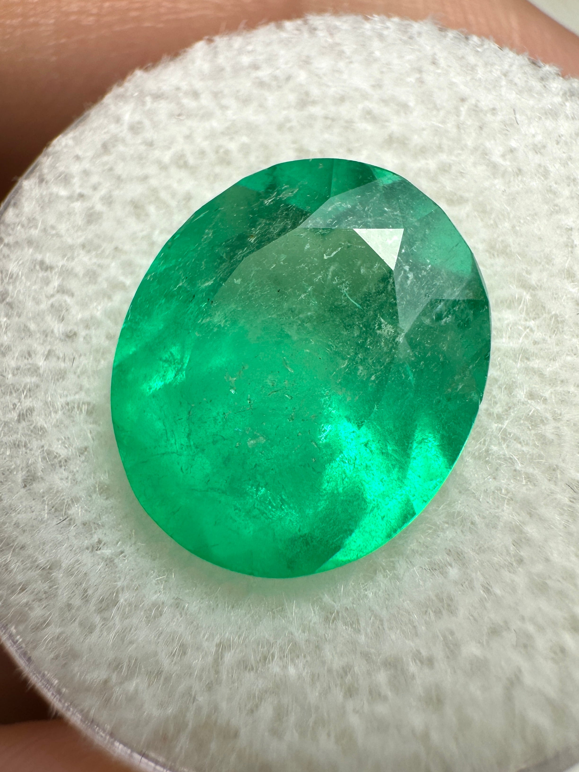 6.35 Carat 13x11mm Neon Green Natural Loose Colombian Emerald Oval Cut Gemstone for Jewelry Making, Engagement Rings & Luxury Gifts