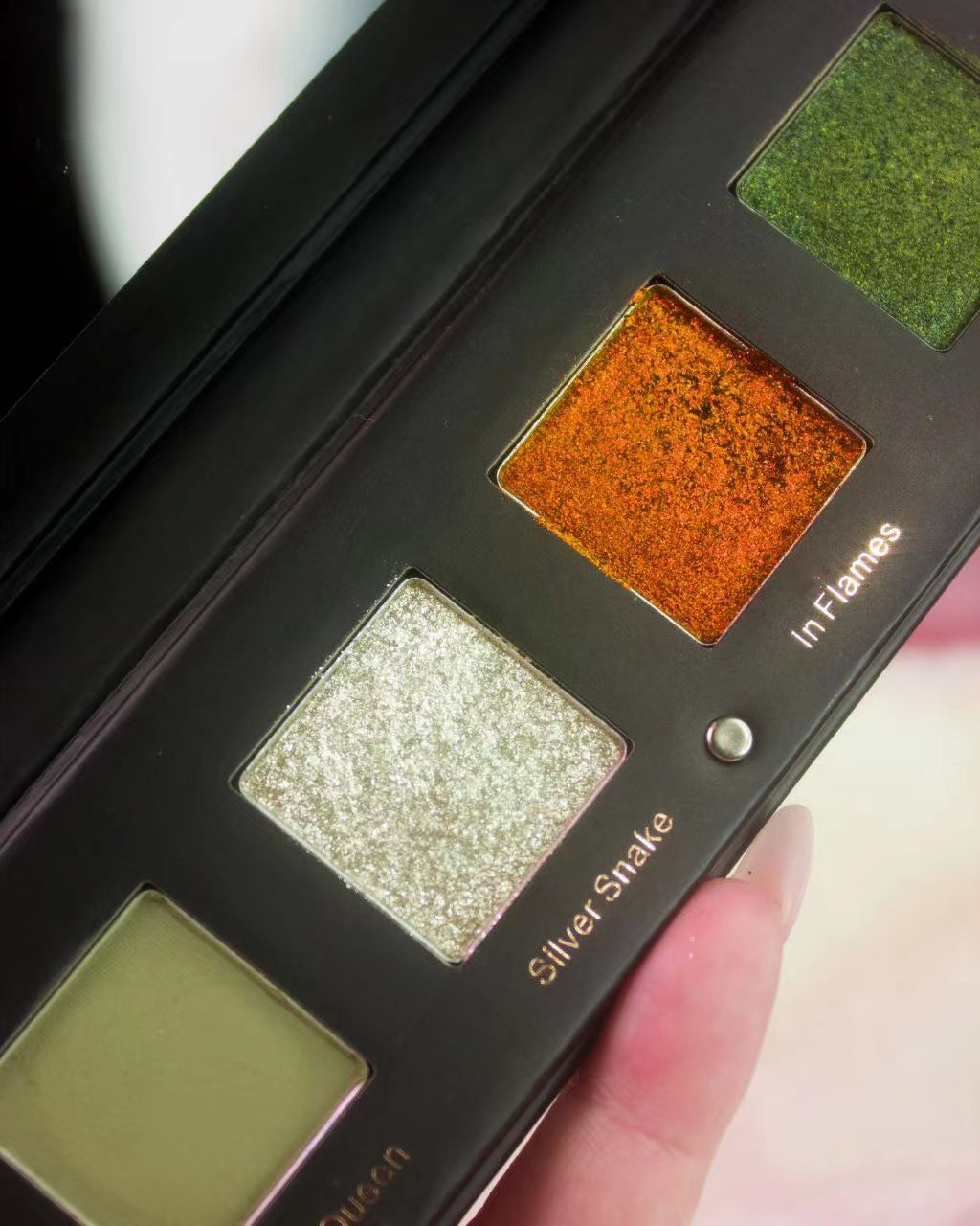 Shellwe Makeup Liana Matte Satin Shimmer Chameleon Green Eyeshadow Palette - 12 Highly Pigmented Colors for Day & Night Makeup Looks - Perfect for Parties, Weddings & Special Occasions