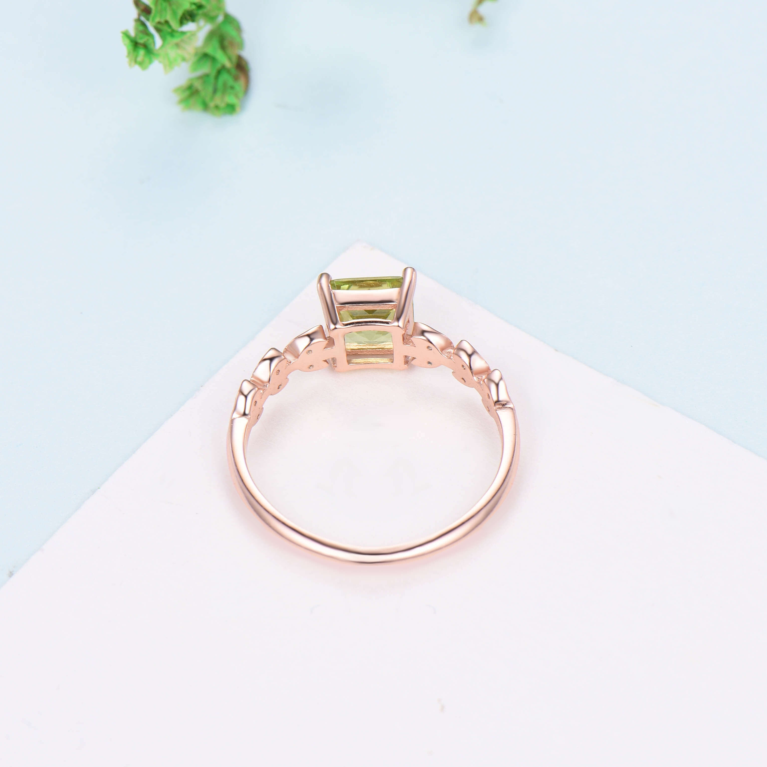 Princess Cut Peridot Engagement Ring with Leaf Design & Diamonds – Unique Vintage Style Moissanite Wedding Ring for Women | Perfect for Proposals, Anniversaries & Special Occasions