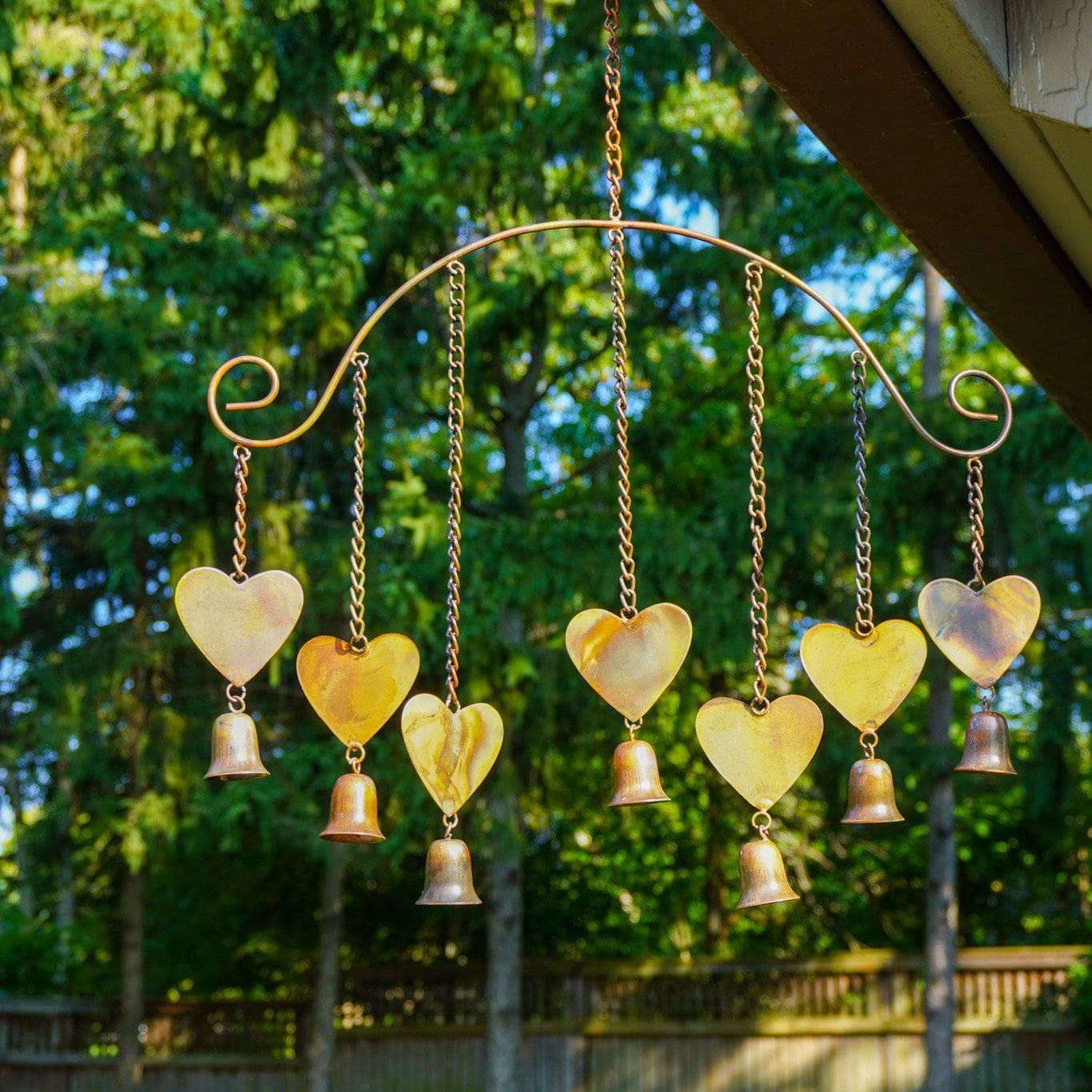 Hearts Wind Chime - Elegant Outdoor Garden Decor with Melodic Tones for Patio, Porch, and Backyard Relaxation