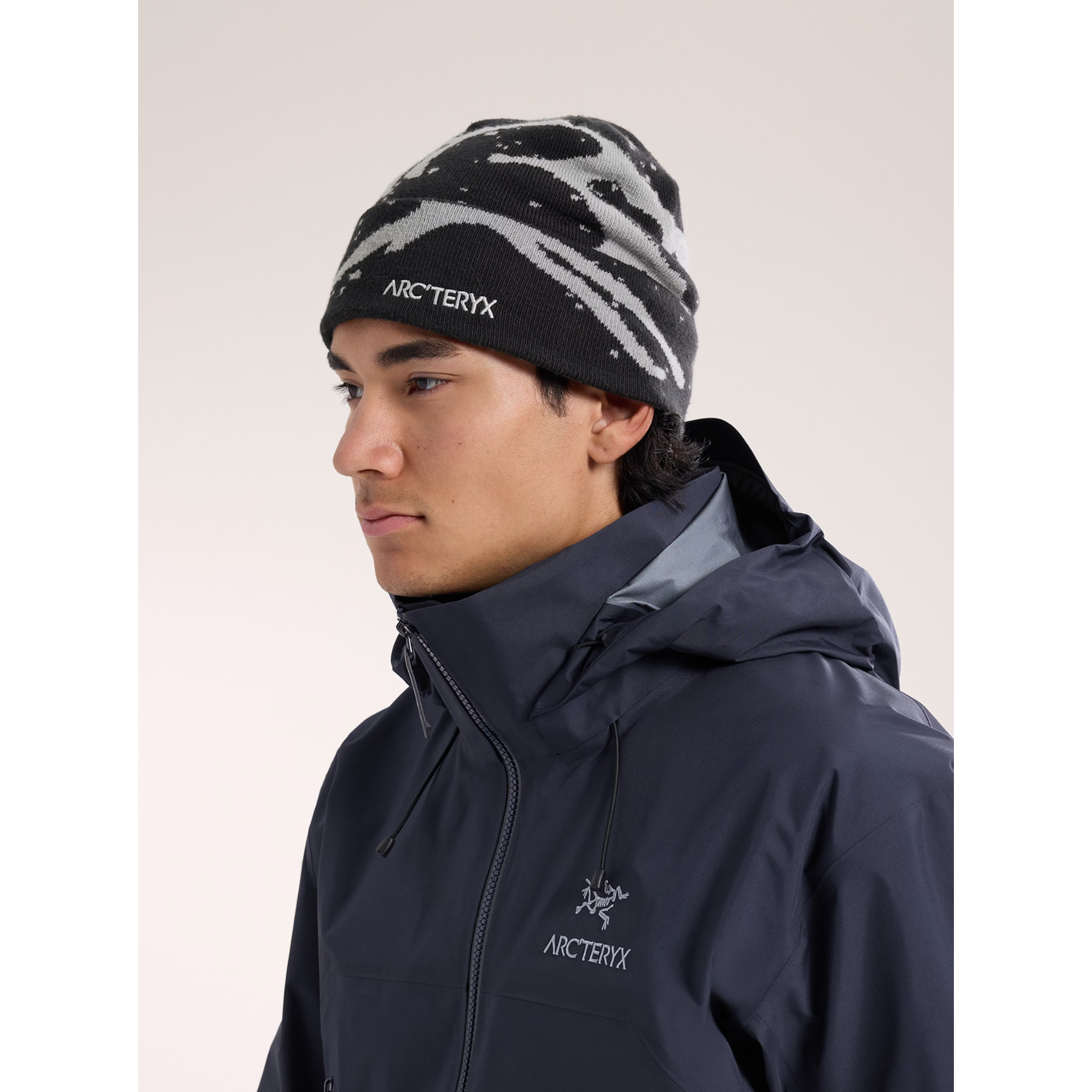 Arc'teryx Grotto Toque - Warm Winter Beanie Hat for Men & Women - Lightweight Fleece Liner, Windproof & Breathable - Perfect for Skiing, Hiking & Outdoor Activities
