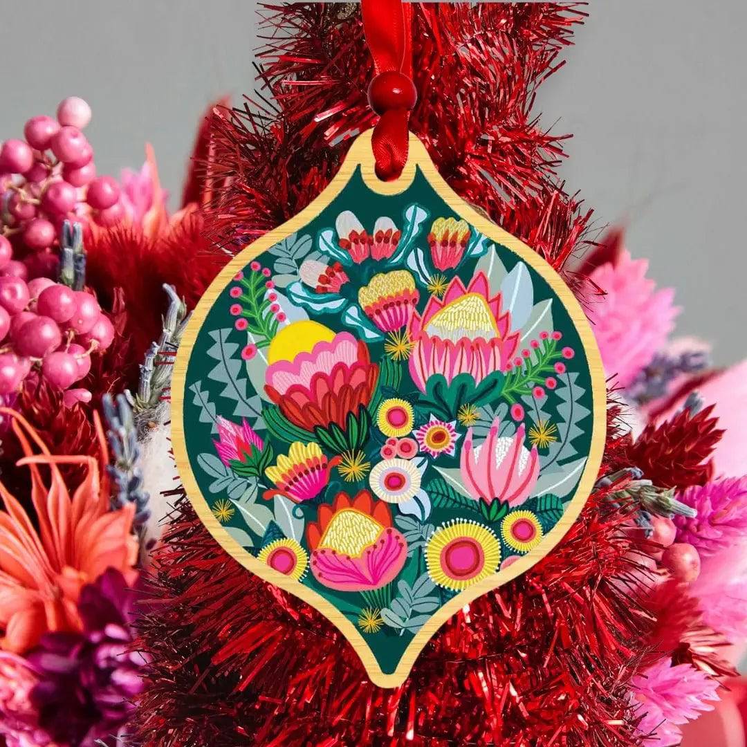 Bush Bouquet Australian Wooden Christmas Ornament - Handcrafted Holiday Decor for Tree, Gift, and Festive Home Decoration