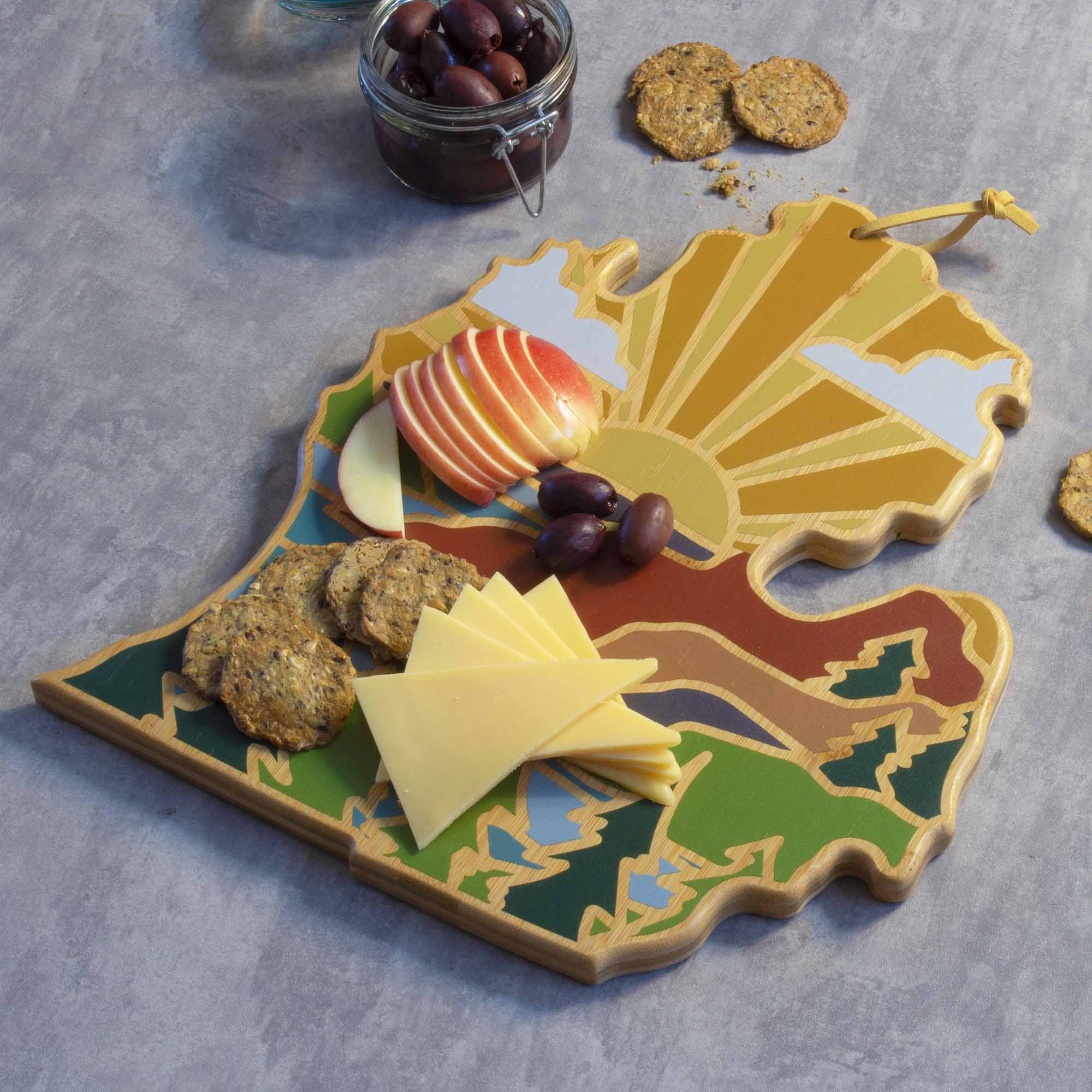 Michigan Mitten Shaped Wooden Cutting Board - Handcrafted Kitchen Decor with Summer Stokes Artwork - Perfect for Home Cooking, Gift Giving & Michigan-Themed Decor