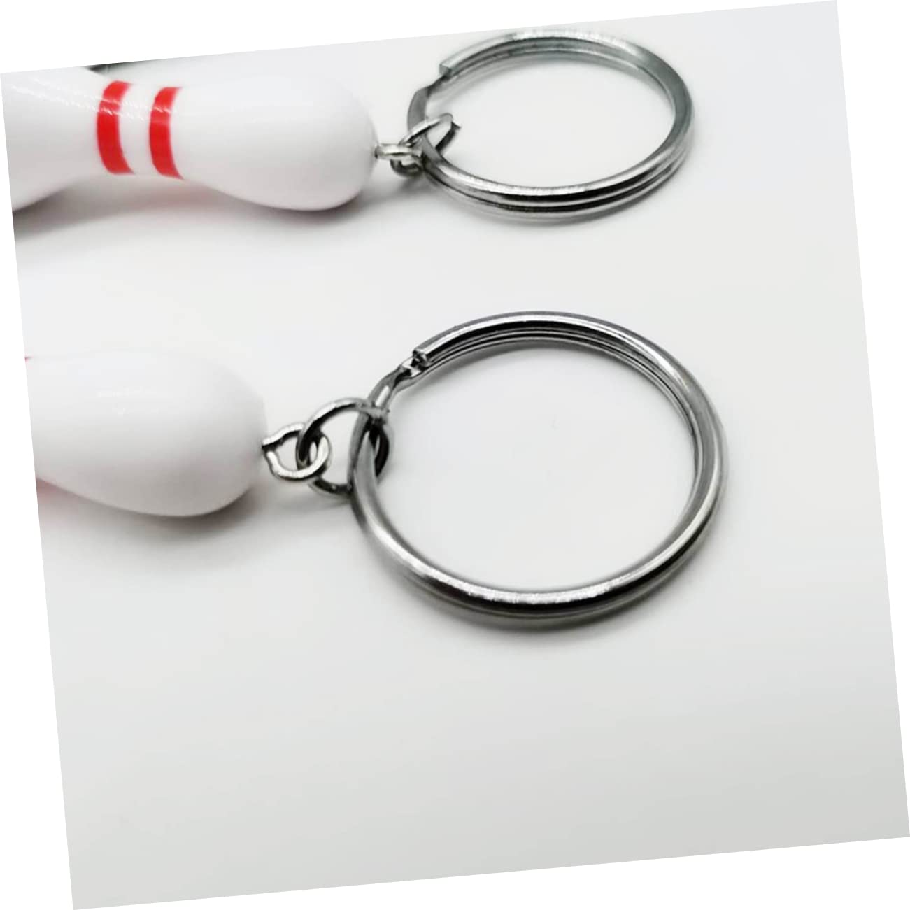 KICHOUSE 27 Pcs Creative Bowling Pin Keychain Set - Car Key Holder, Goodie Bag Favors, Water Bottles (White) - Perfect for Bowling Parties, Birthday Gifts & Team Events
