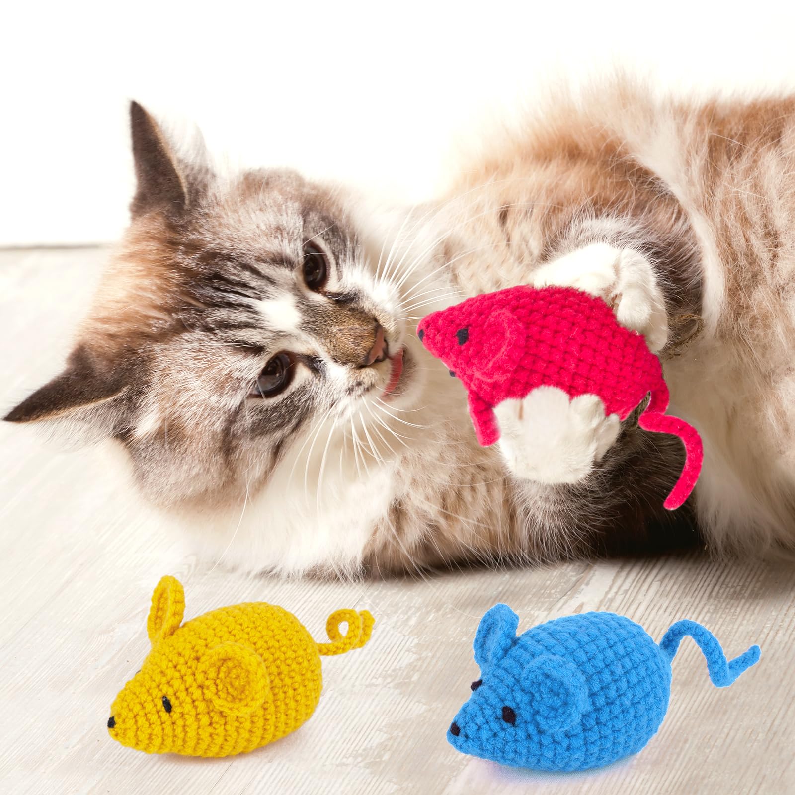 Retro Crochet Catnip Toys for Kittens - 6 Pack Yarn Mice with Catnip, Safe Teeth Cleaning & Interactive Kicker Toys for Indoor Cats - Perfect for Playtime, Training, and Stress Relief