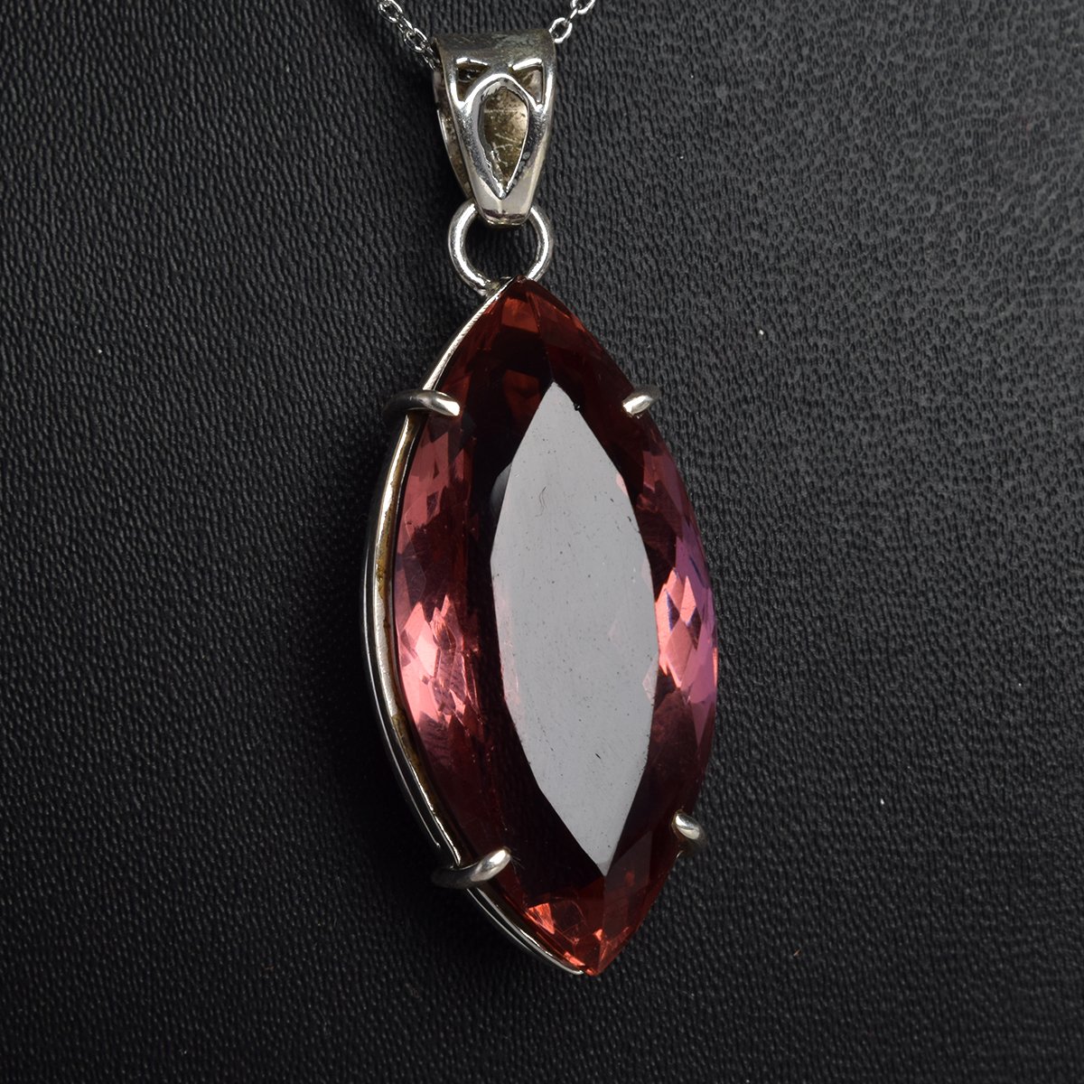 GEMHUB 82.90 Carat Natural Alexandrite Pendant - Color Changing Marquise Cut Gemstone Necklace, AAA Grade Handmade Jewelry for Women - Perfect for Weddings, Anniversaries & Special Occasions