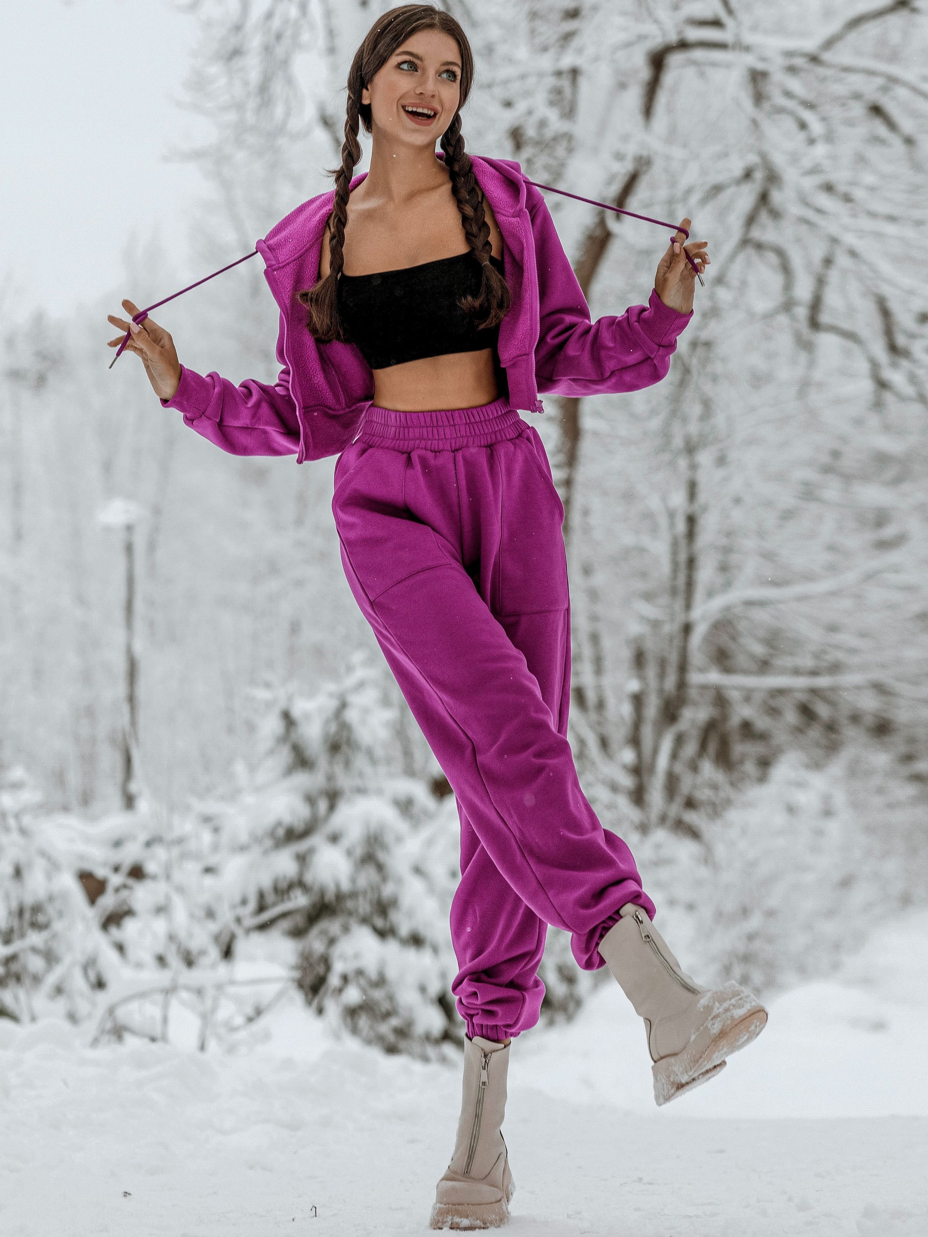 ZASUWA Women's Cropped Hoodie with Zipper & Drawstring - Stylish & Comfortable for Casual Wear, Gym, and Outdoor Activities