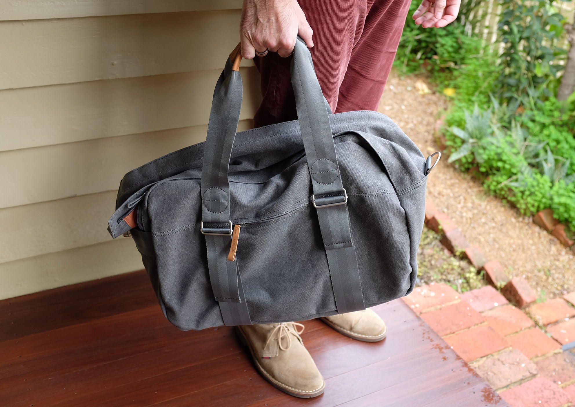 Qwstion Overnighter Bag - Premium Waterproof Travel Backpack for Men & Women - Perfect for Business Trips, Weekend Getaways & Outdoor Adventures