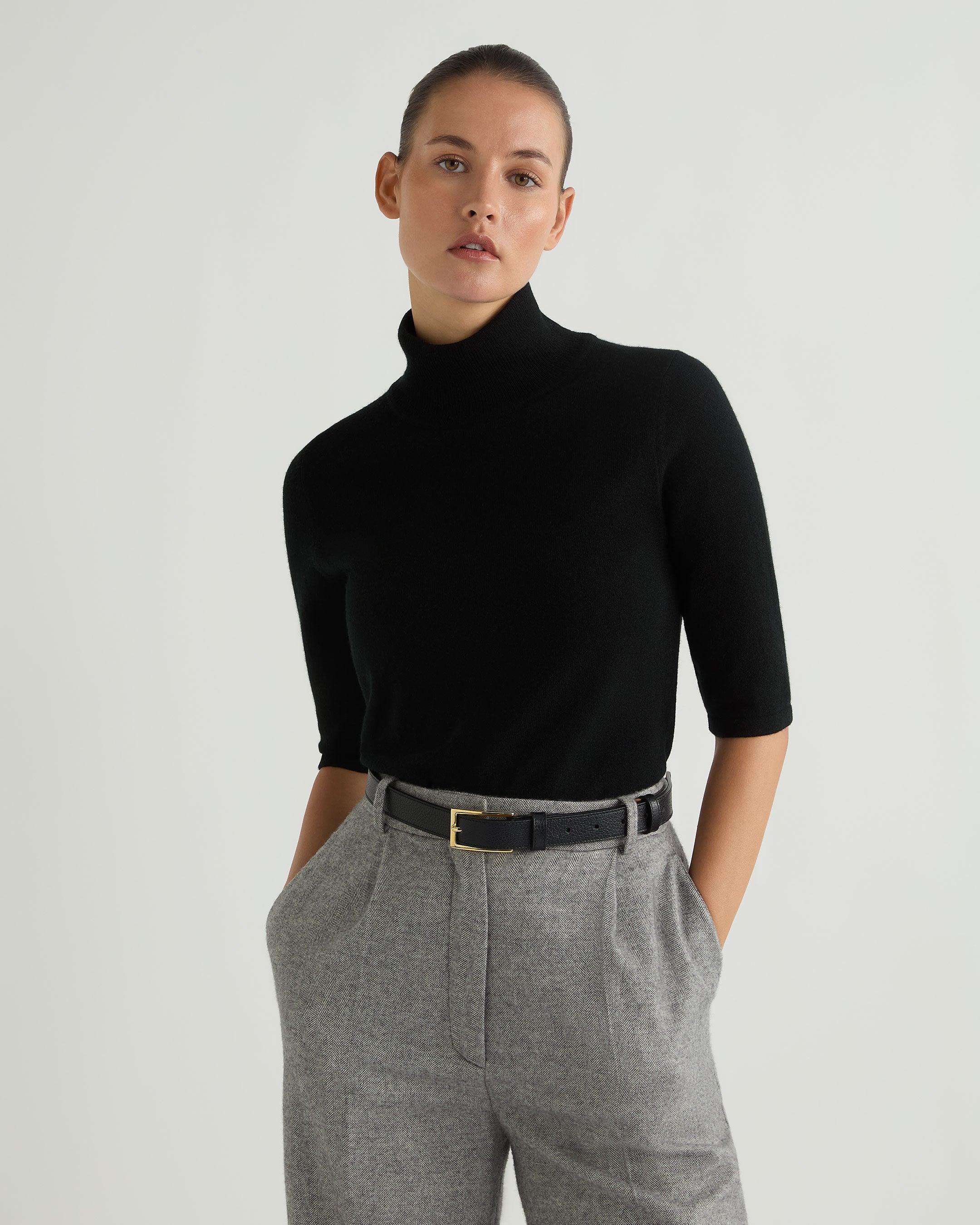 Luxury Women's Mock Neck Cashmere T-Shirt - Soft & Warm Black Cashmere Top for Winter | Perfect for Office Wear, Date Nights & Casual Outfits