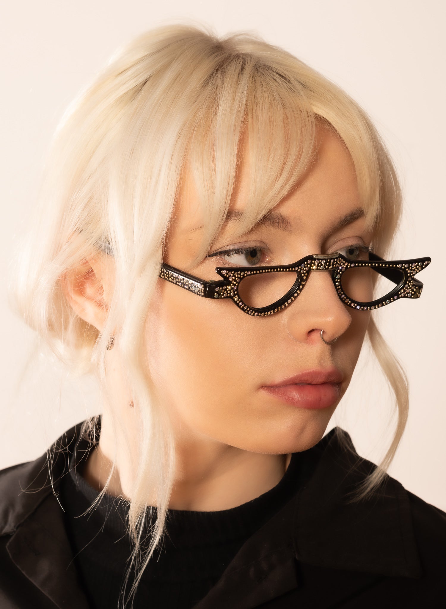 Black Rhinestone Foldable Reading Glasses - Stylish & Portable for Women - Perfect for Travel, Reading, and Fashion Accessories