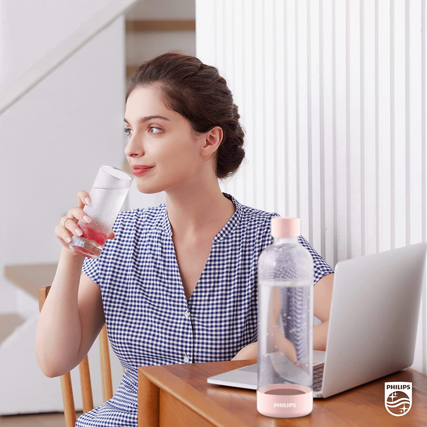 PHILIPS ADD4901PKO Sparkling Water Maker with 1L BPA-Free Pink Plastic Bottle - Make Carbonated Drinks at Home for Parties, Healthy Hydration & Eco-Friendly Lifestyle