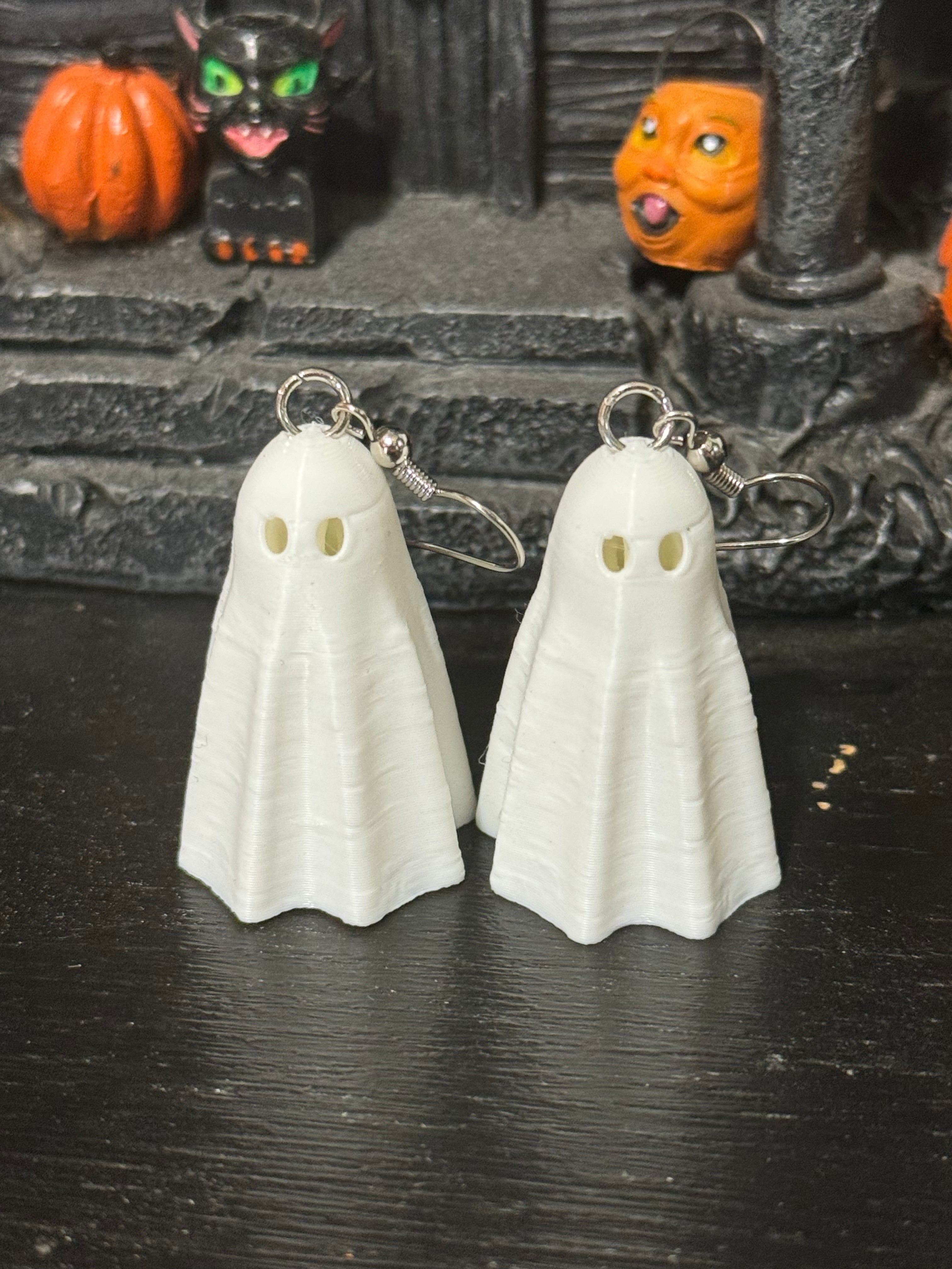 Spooky Dancing Ghost Earrings for Women - Halloween Party Accessories & Gothic Jewelry Gift