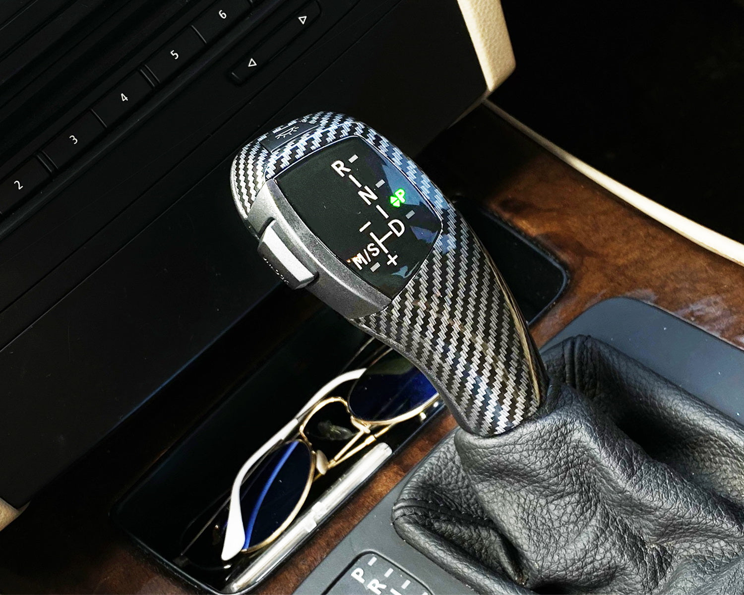 Carbon Fiber LED Illuminated Shift Knob Selector Upgrade for BMW E39 5 Series & E53 X5 - Premium Gear Shift Replacement with Custom Lighting for Night Driving & Car Enthusiasts