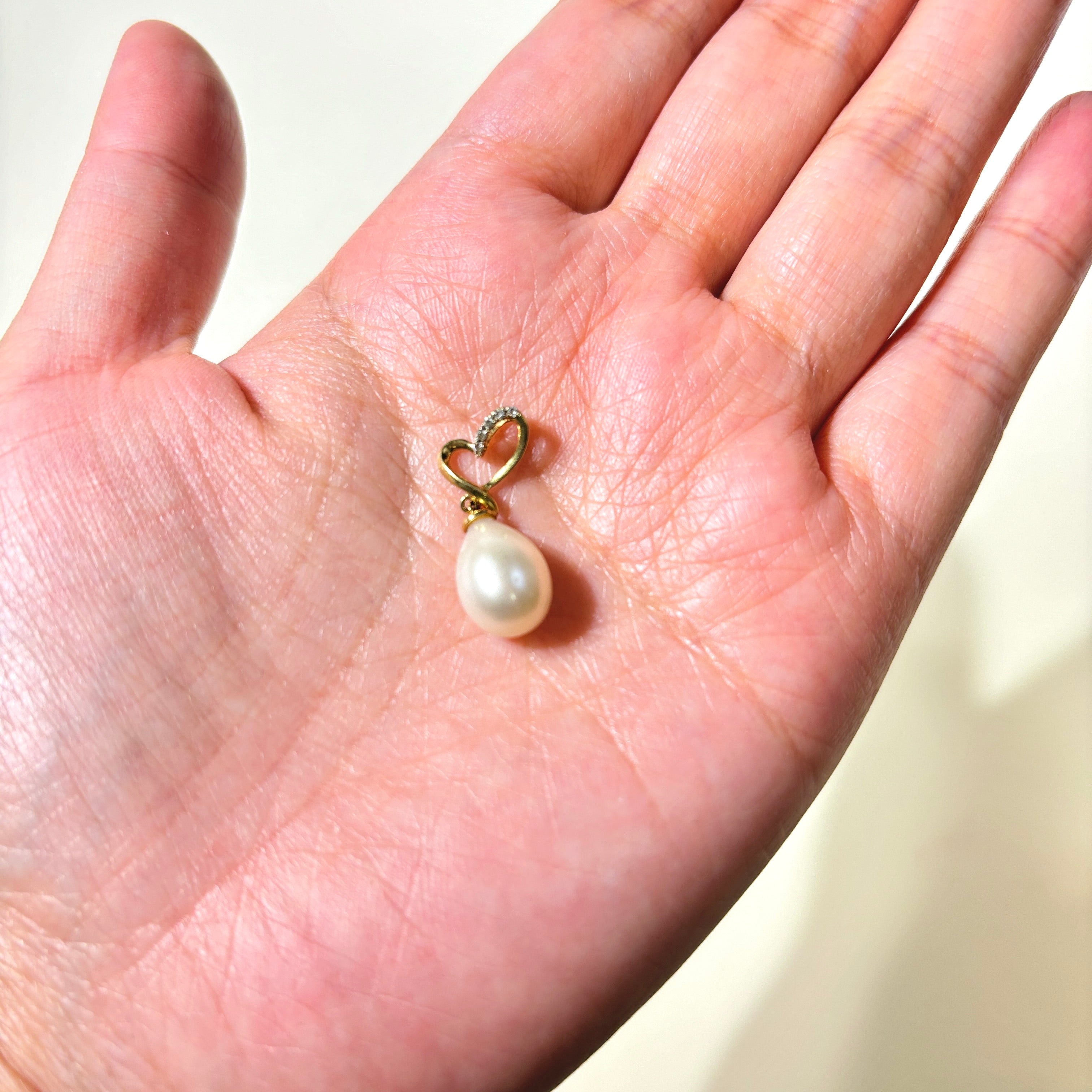 Pearl & Diamond Heart Pendant Necklace - 12.50mm x 8.90mm, 0.025ctw - Elegant Jewelry Gift for Women, Perfect for Valentine's Day, Anniversary & Special Occasions